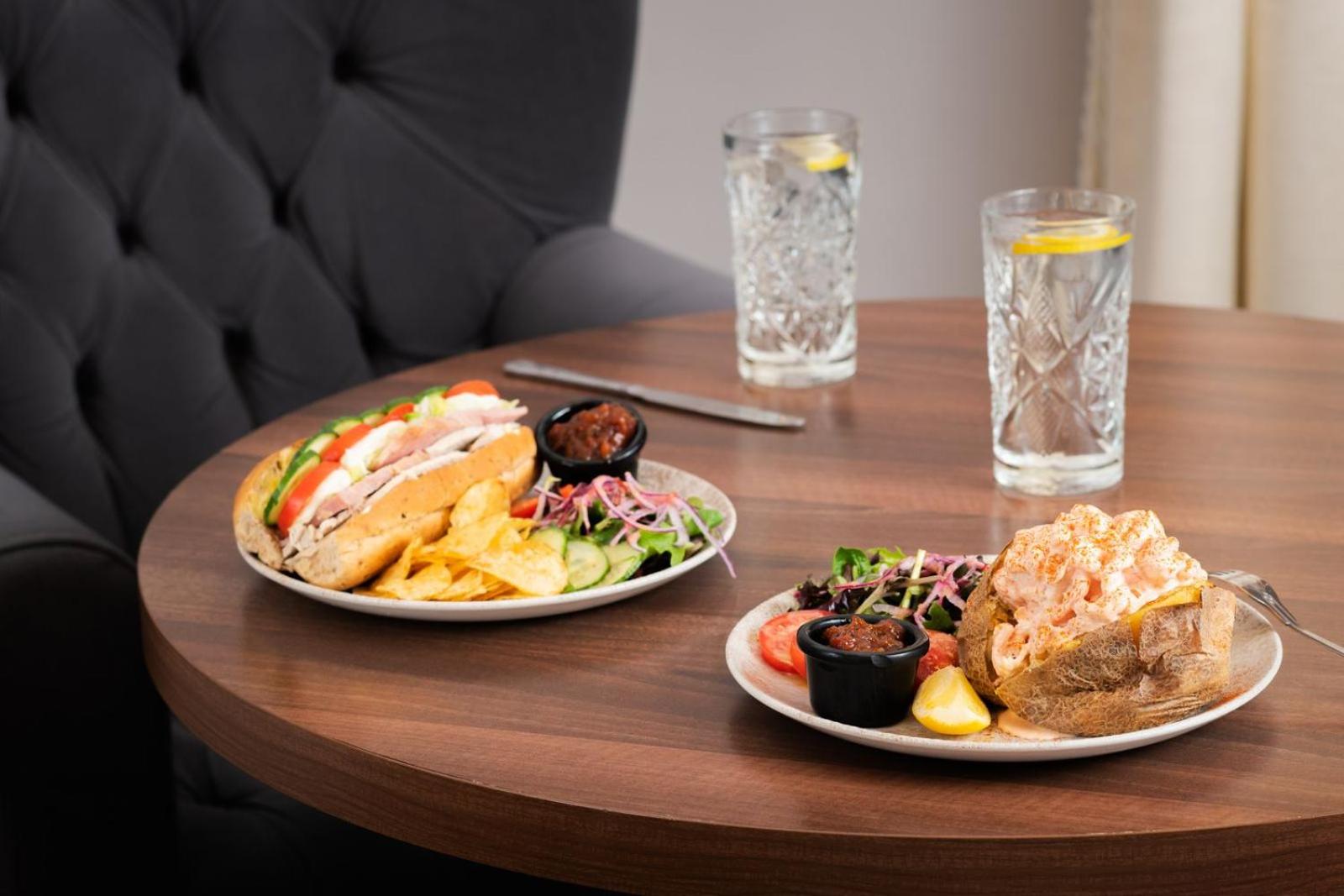 Restaurant/places to eat