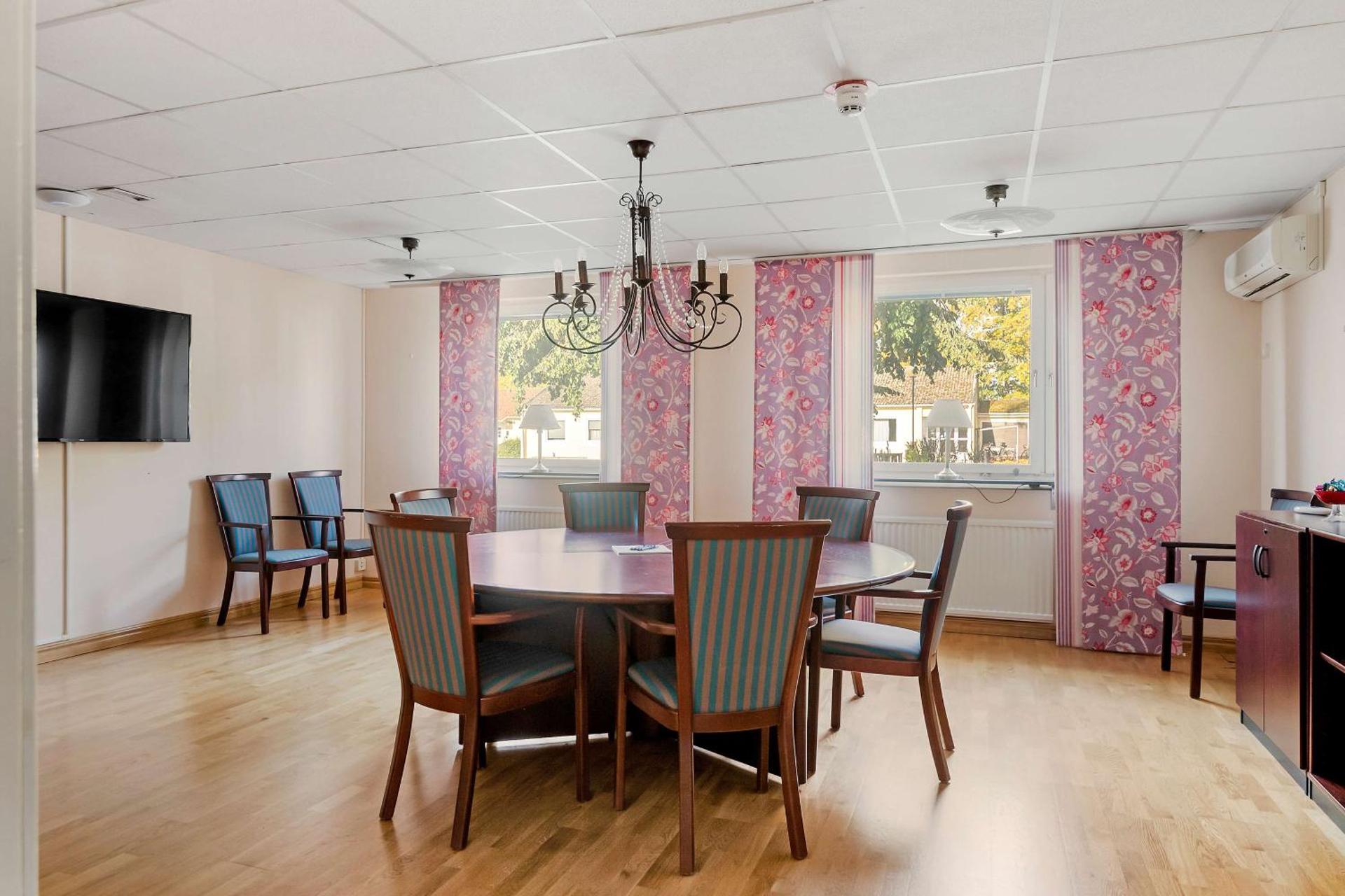 Meeting/conference room