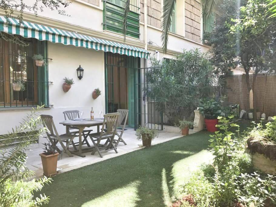 Homelivia, Luxueux Appartement avec Jardin privé