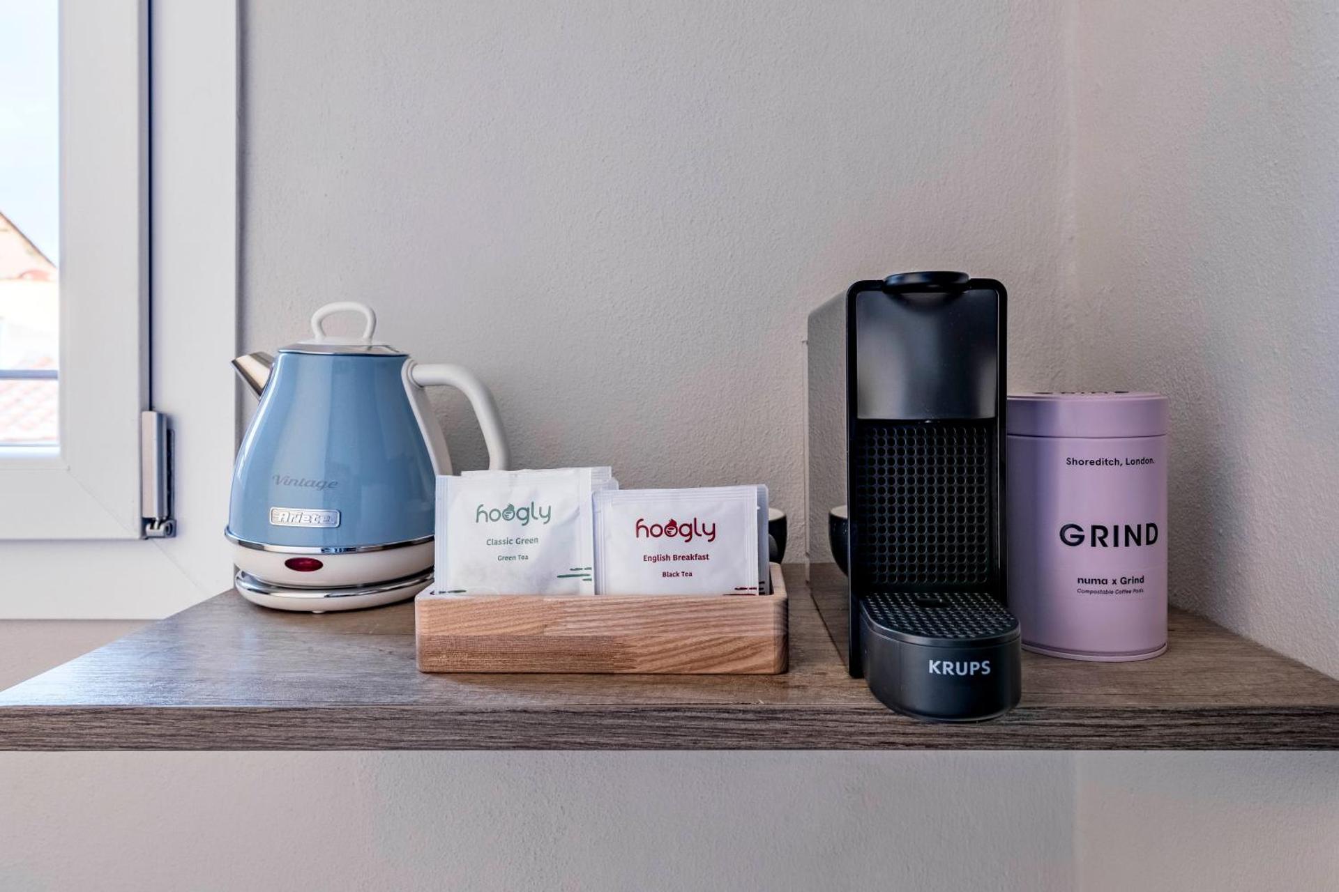 Coffee/tea facilities