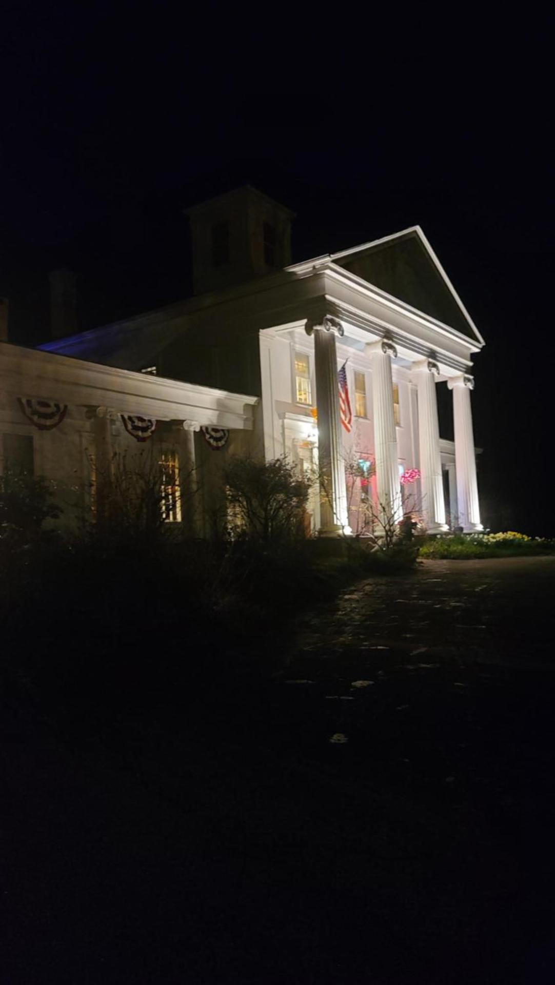 House of 1833 Bed and Breakfast