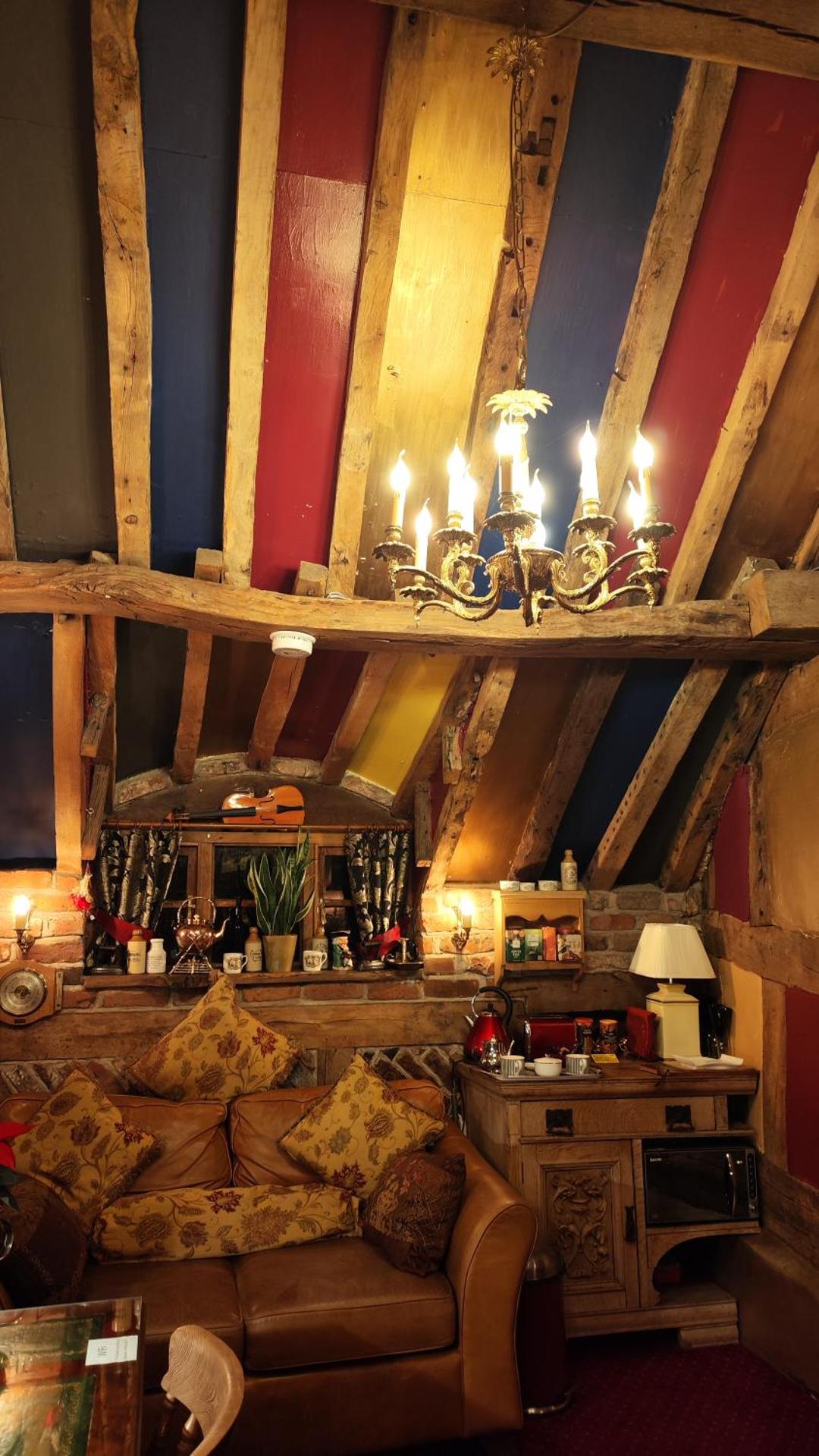 Wizards Thatch Luxury Suites