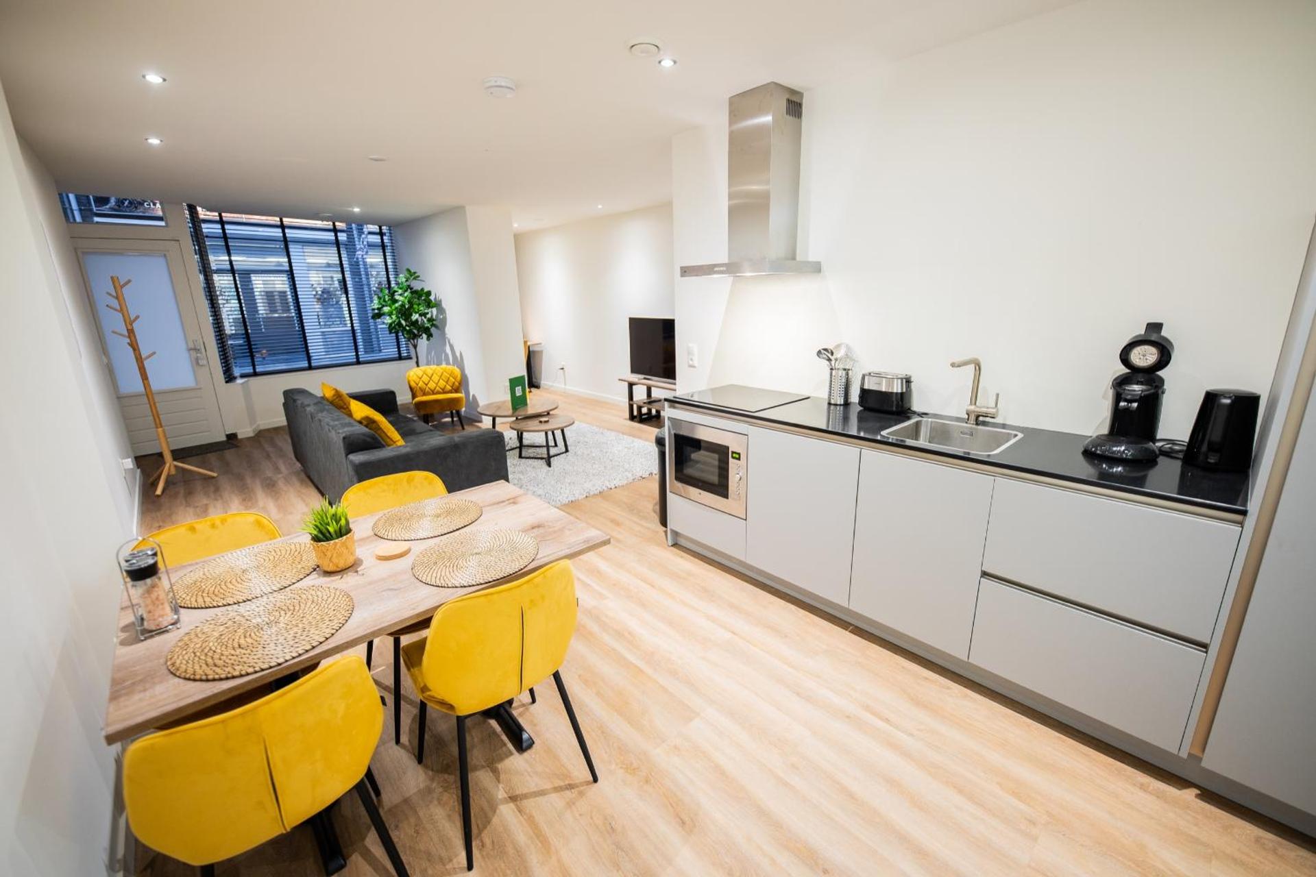 Great 95m2 Two-Bedroom Apartment - WE39