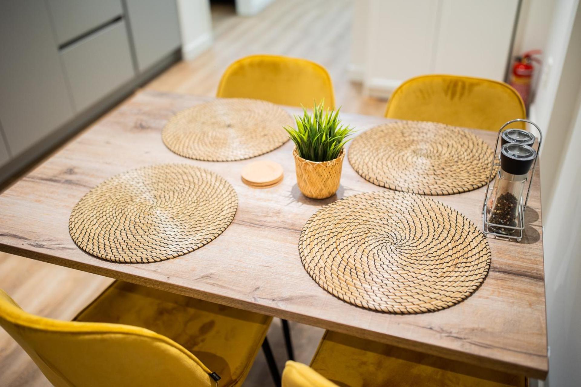 Great 95m2 Two-Bedroom Apartment - WE39