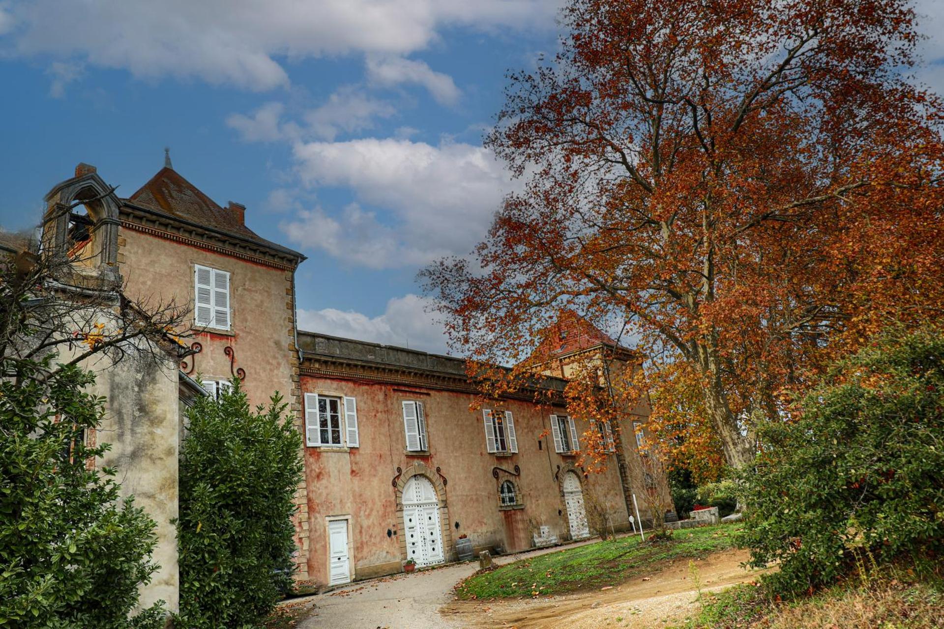 Condrieu et parking voiture vélo 2 ème étage