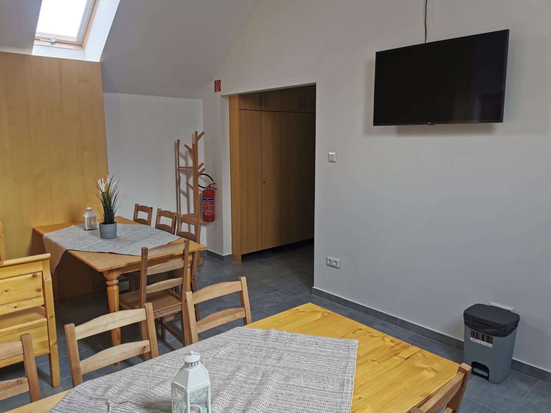 Communal lounge/ TV room