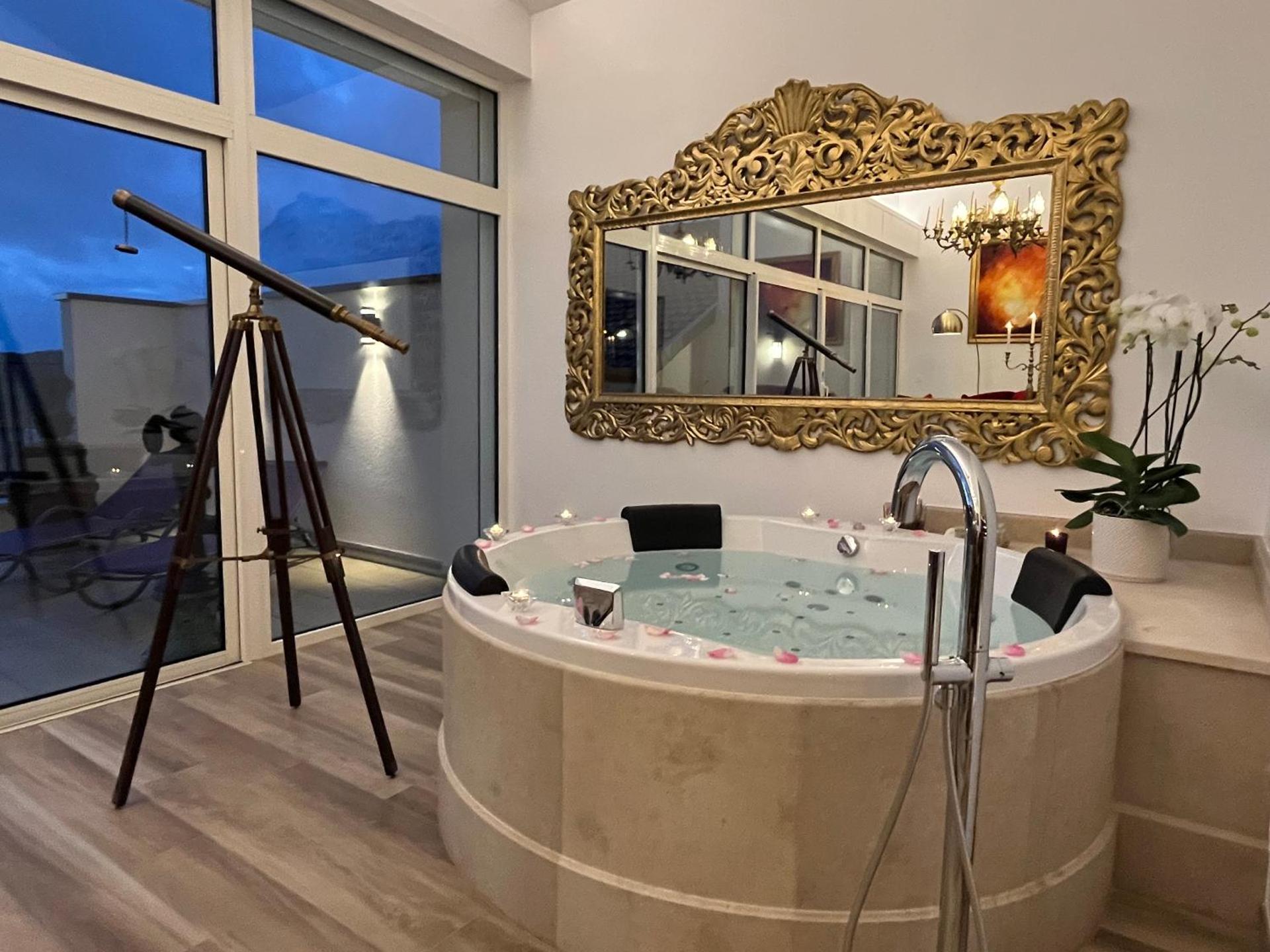 Demeures & Châteaux Domaine de la Grange de Condé