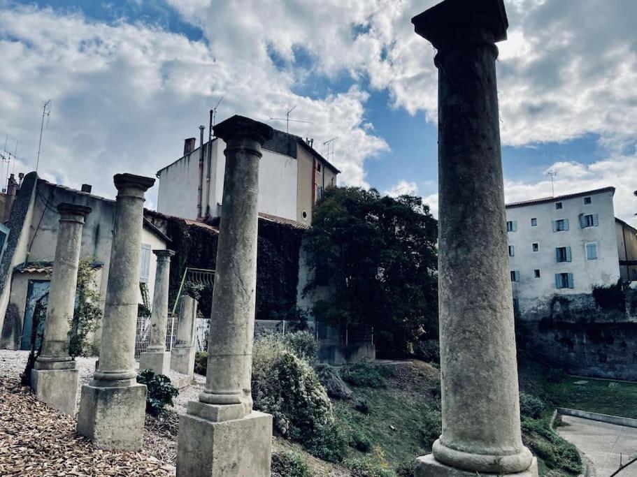 Le Moulin 2 - Appartement Arenes Romaines- Beziers Gare - Wifi- Tv connecté