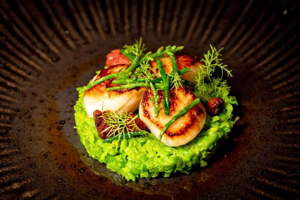 Wolfscastle Country Hotel