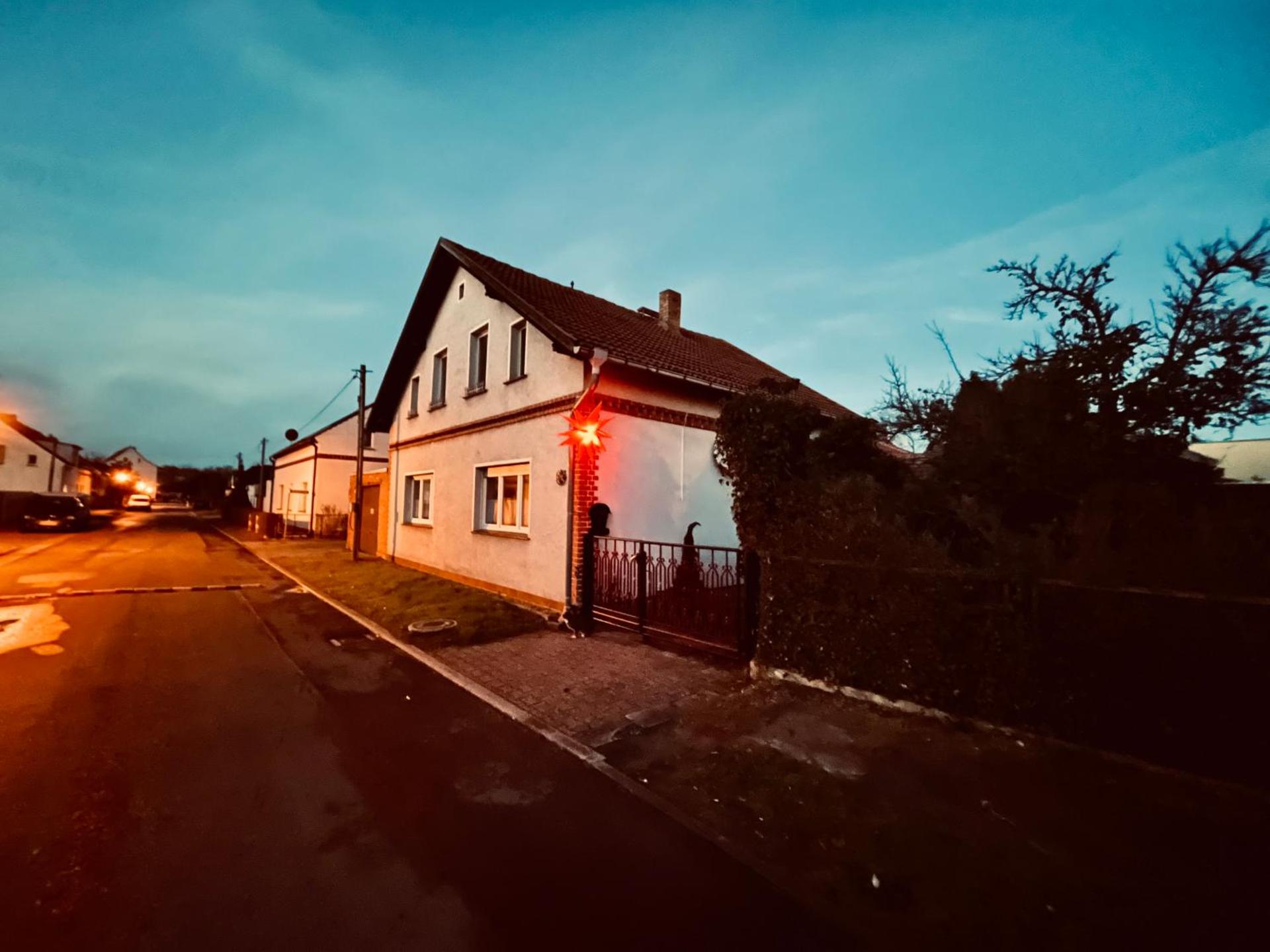 Kahnstübchen Mit NEUEM Innenhof Garten