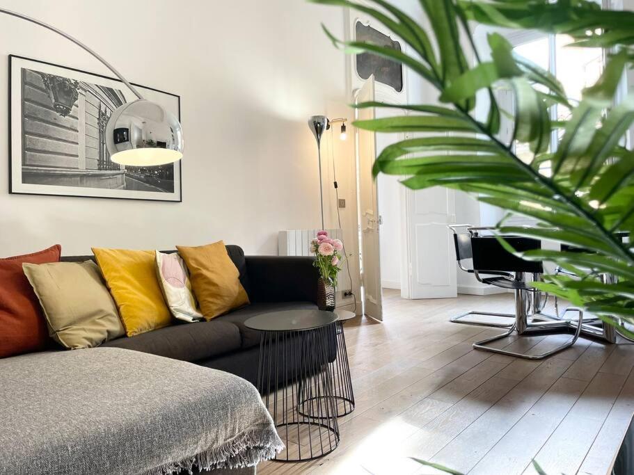 Homelivia, VIEUX NICE, appartement de charme, clim balcon