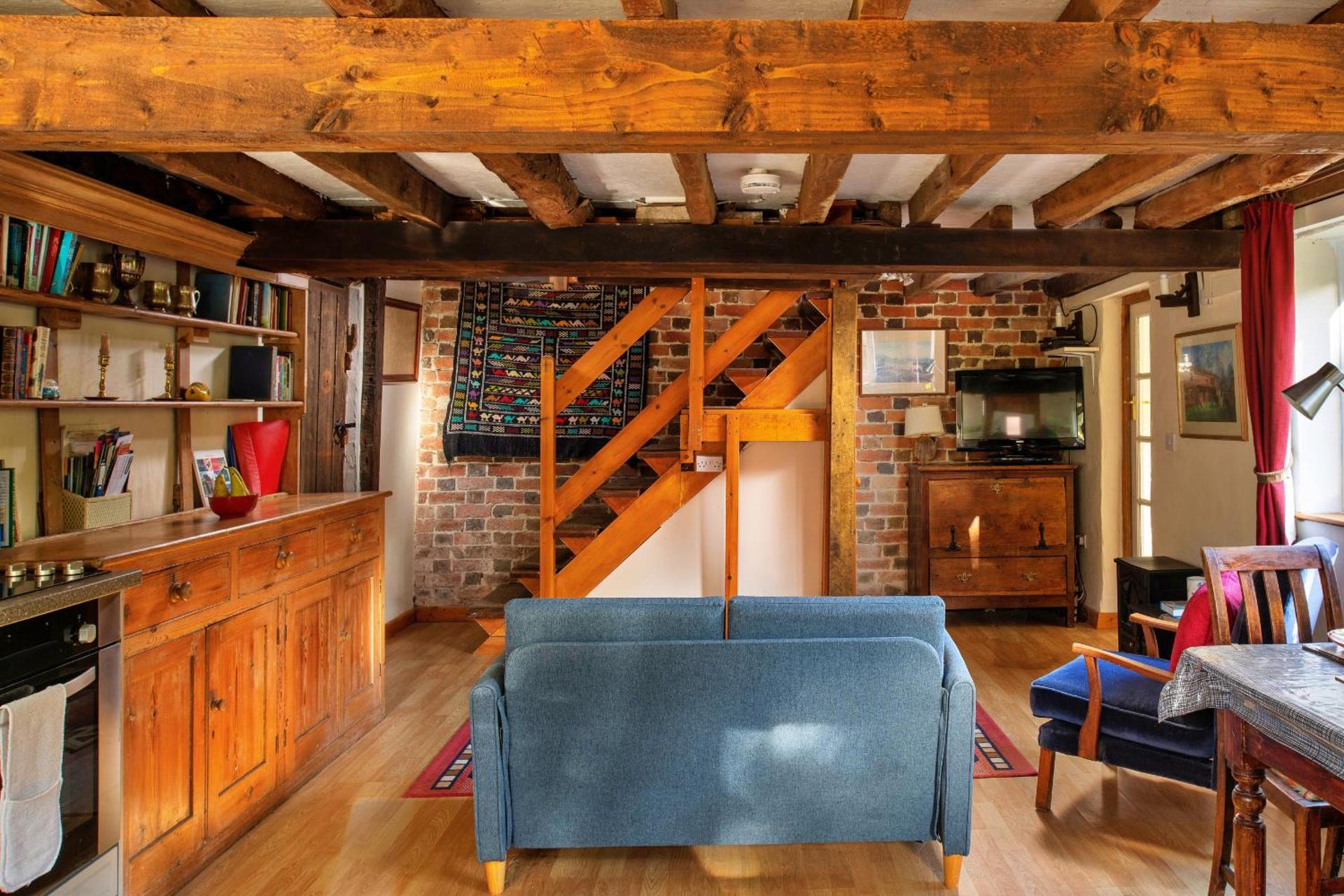 Communal lounge/ TV room