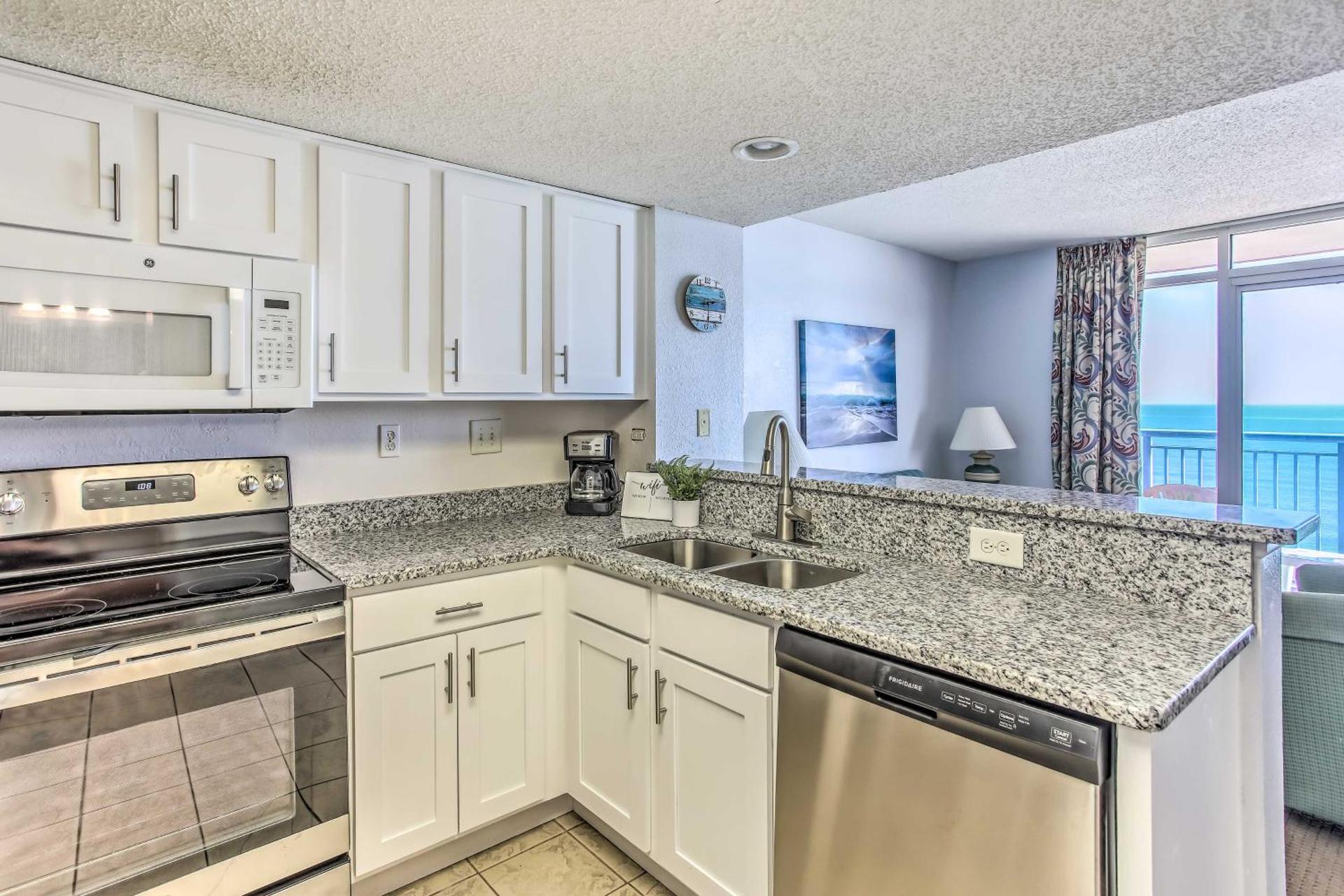 Myrtle Beach Retreat Steps to Ocean and Pier!