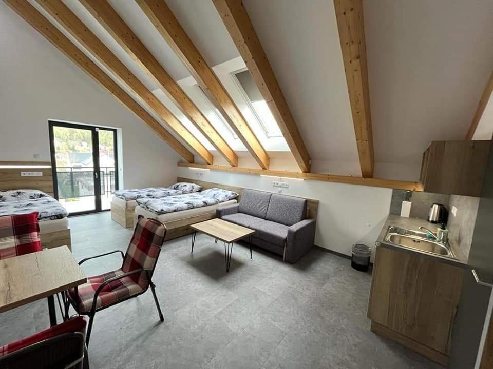 Penzion Kunc - Ubytování v soukromí - Borová 607, Příbram - Střední Čechy