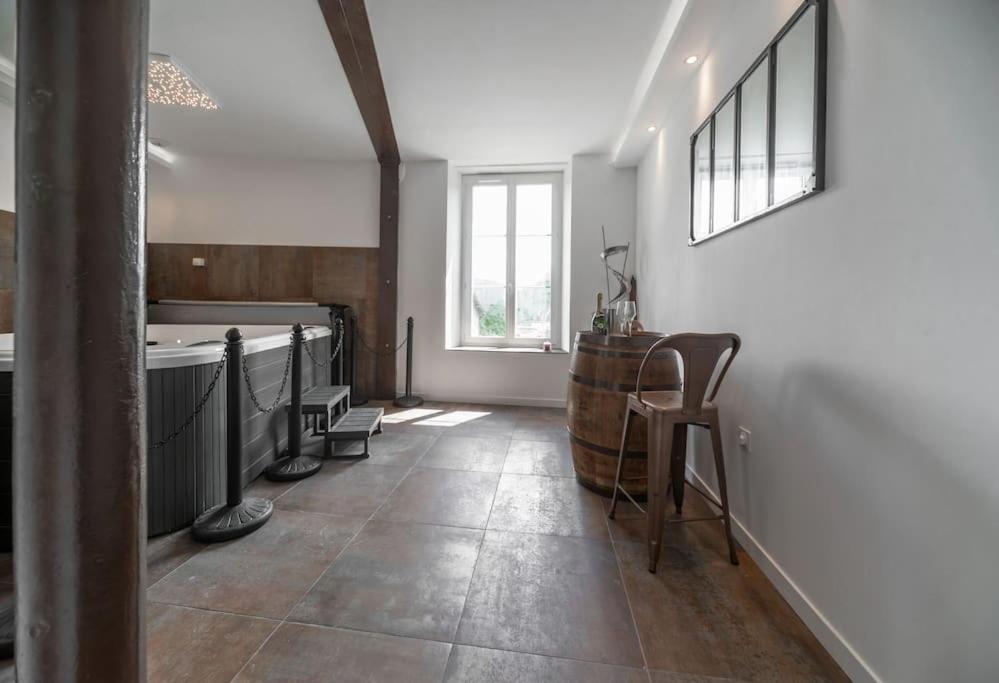 Appartement Spa - Jacuzzi privatif - Fer Rêver 63