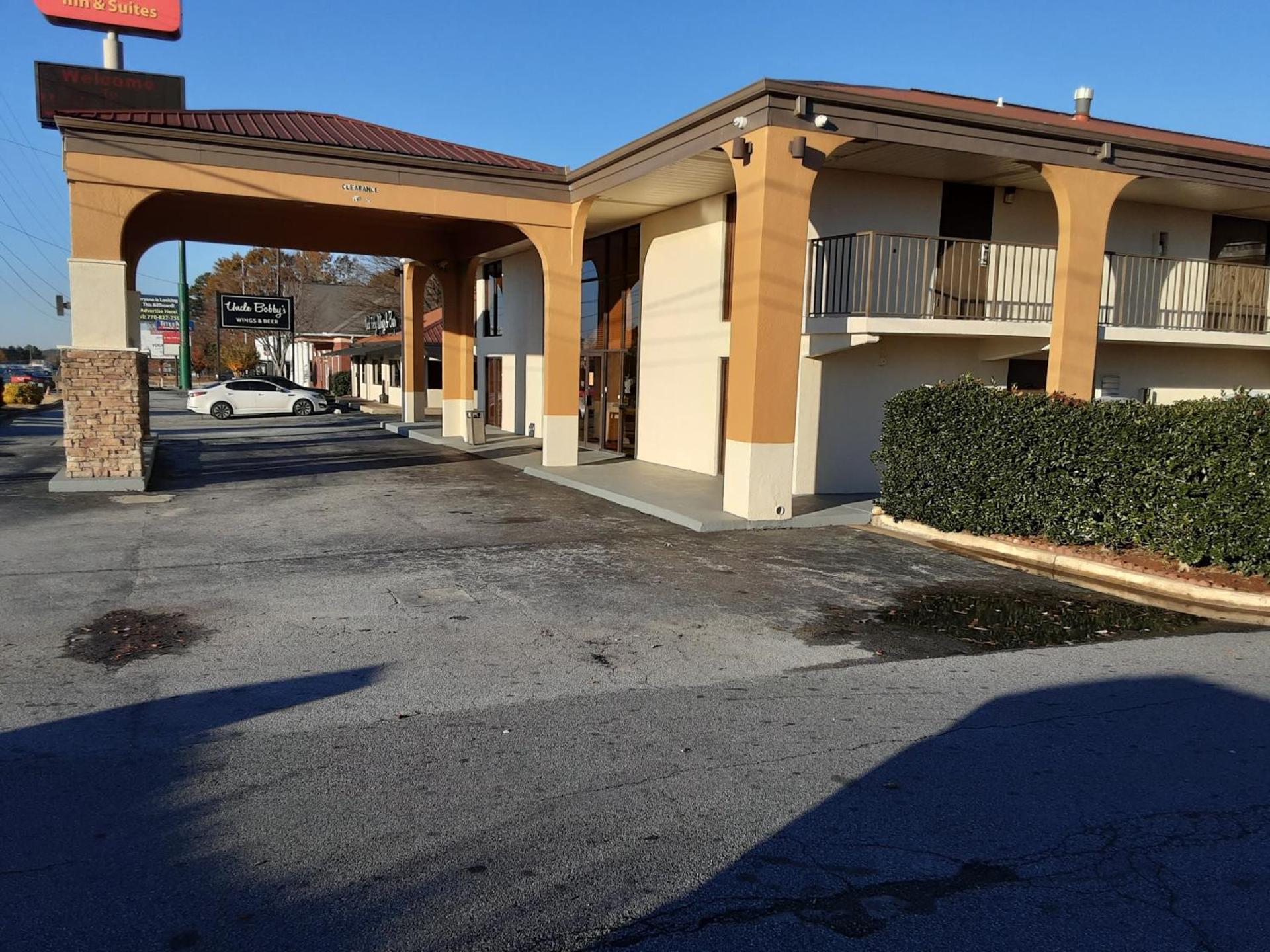Econo Lodge Inn & Suites Griffin North