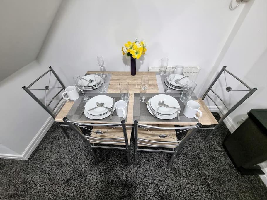 *5SM* Setup for your most relaxed & amazing stay + Free Parking + Free Fast WiFi *