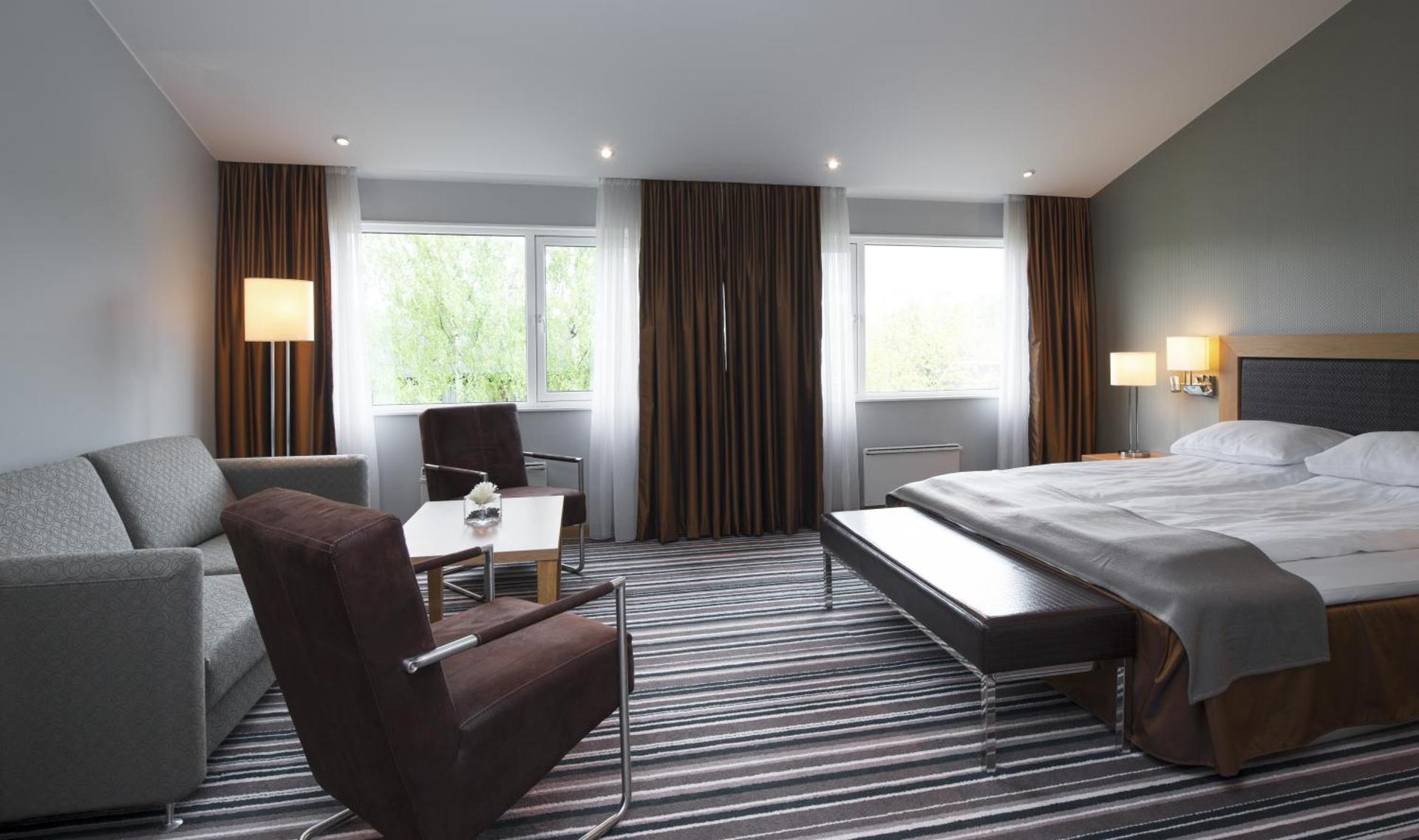 Photo of the whole room