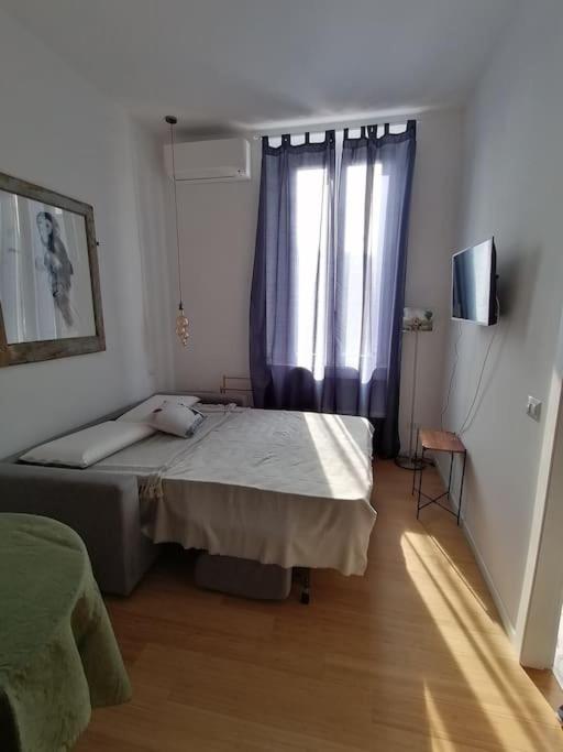 New Cozy Studio 7 Metro stops to DUOMO!