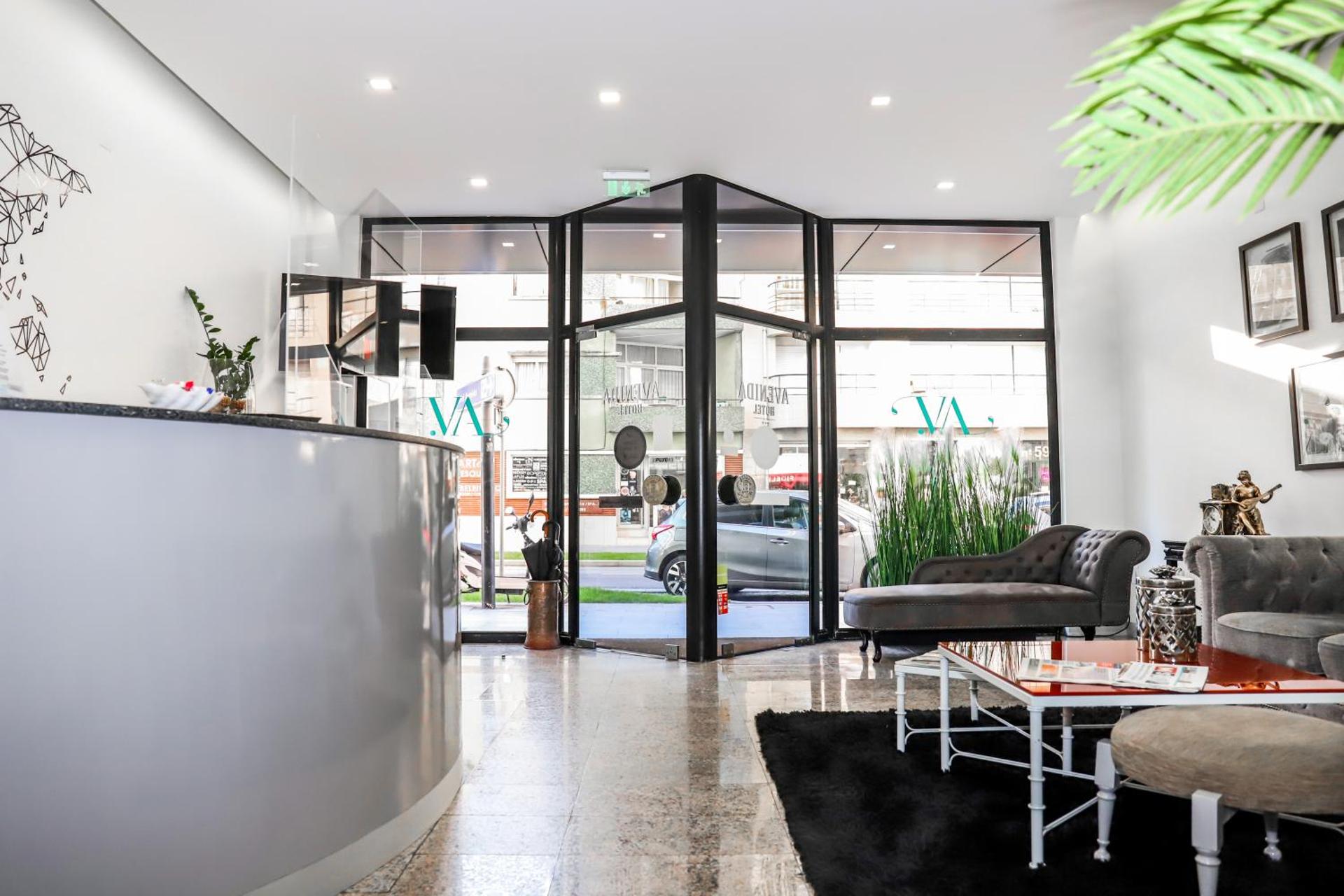 Communal lounge/ TV room