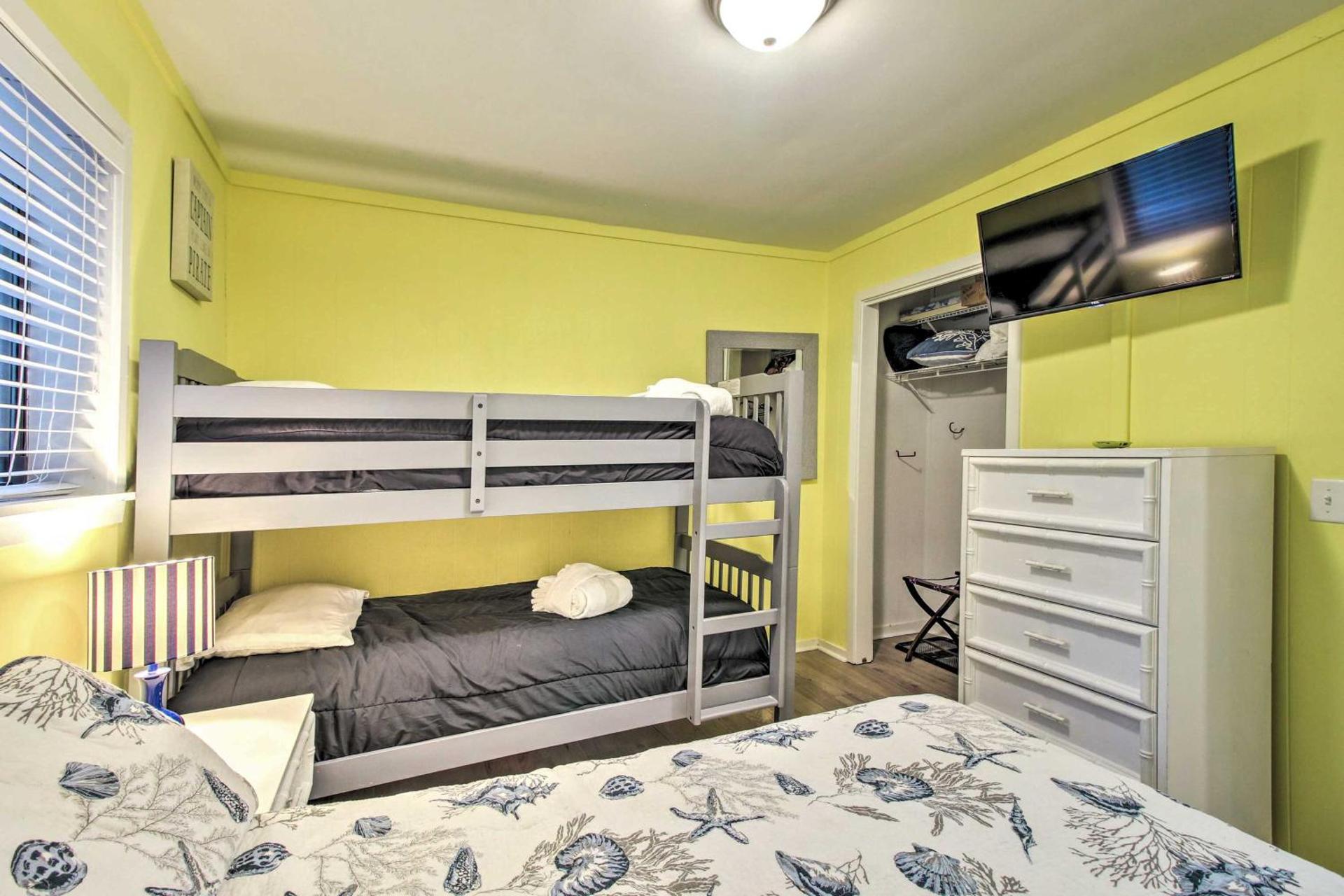 Resort Amenities and Beach Access Hilton Head Condo