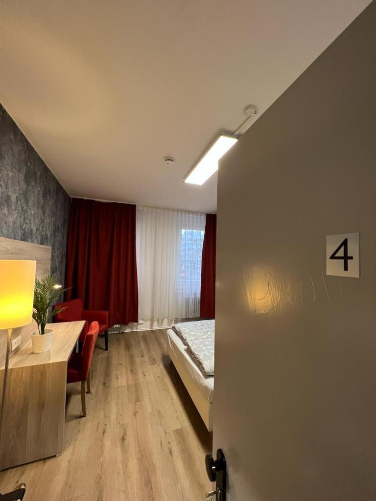 Classic Quadruple Room