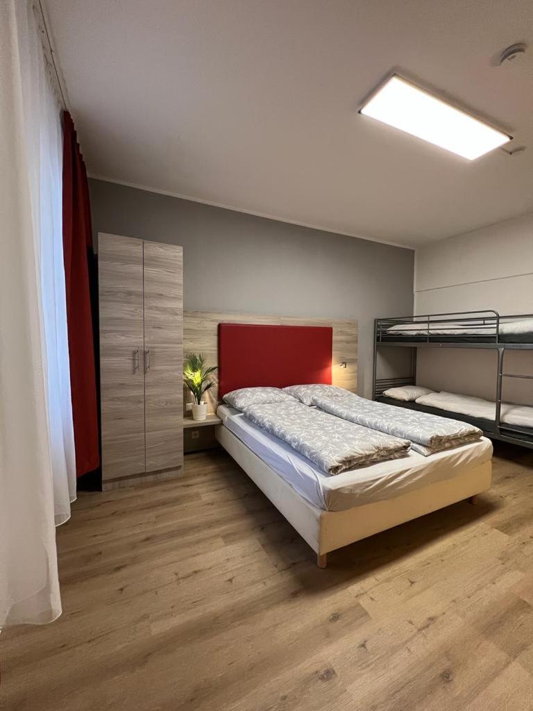 Classic Quadruple Room