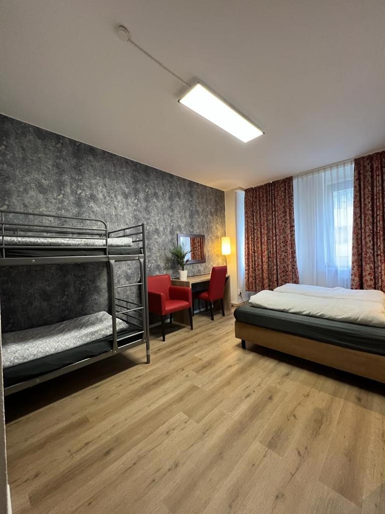 Classic Quadruple Room