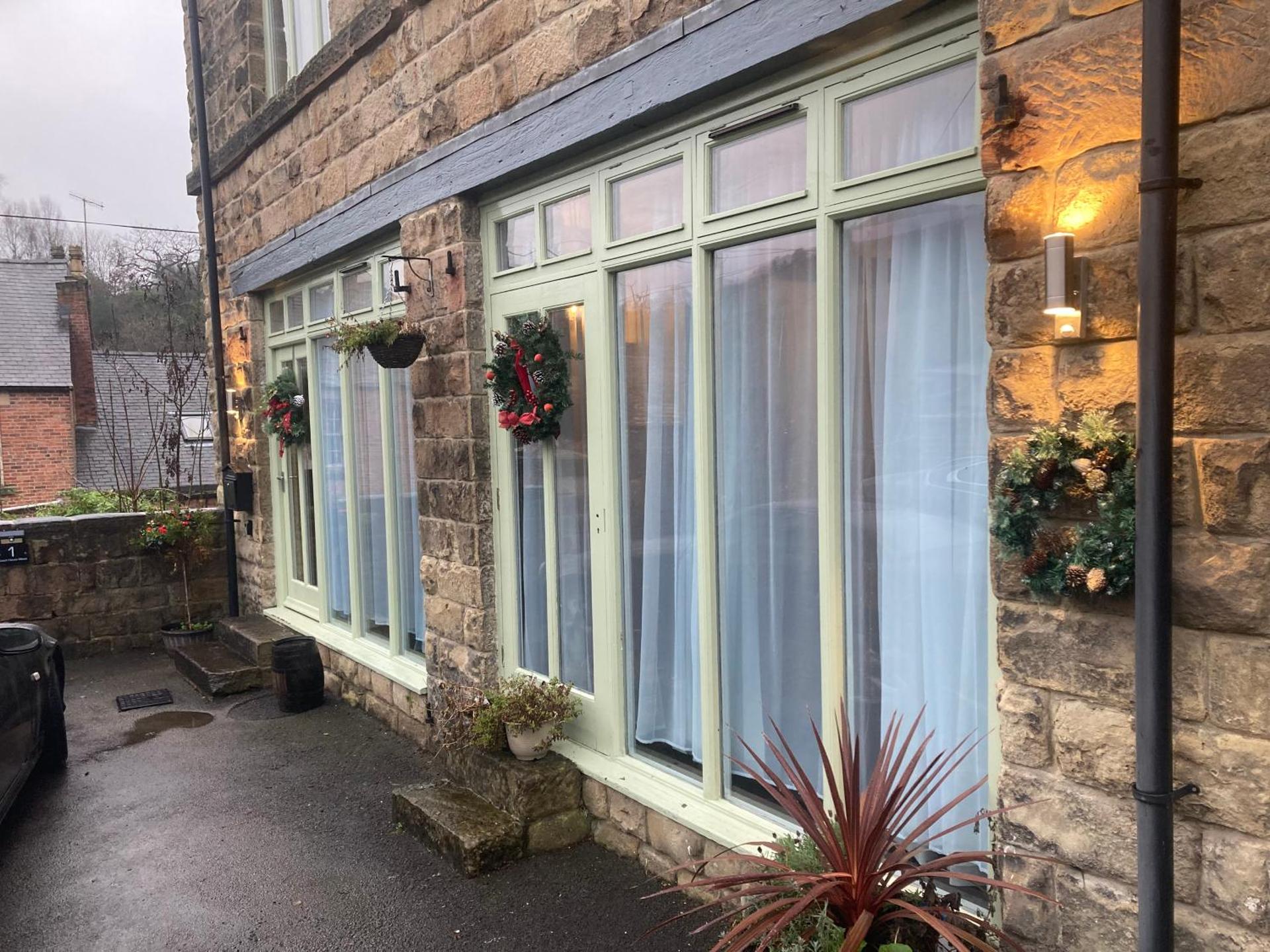 1 Coach House Mews - Matlock Bath