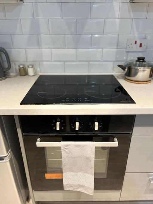 New Build Cosy Duplex Modern Apartment Greater Manchester