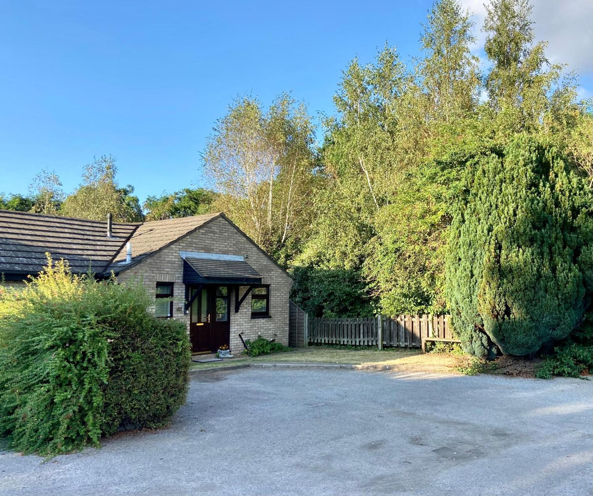 Cosy Bungalow Near Open Countryside