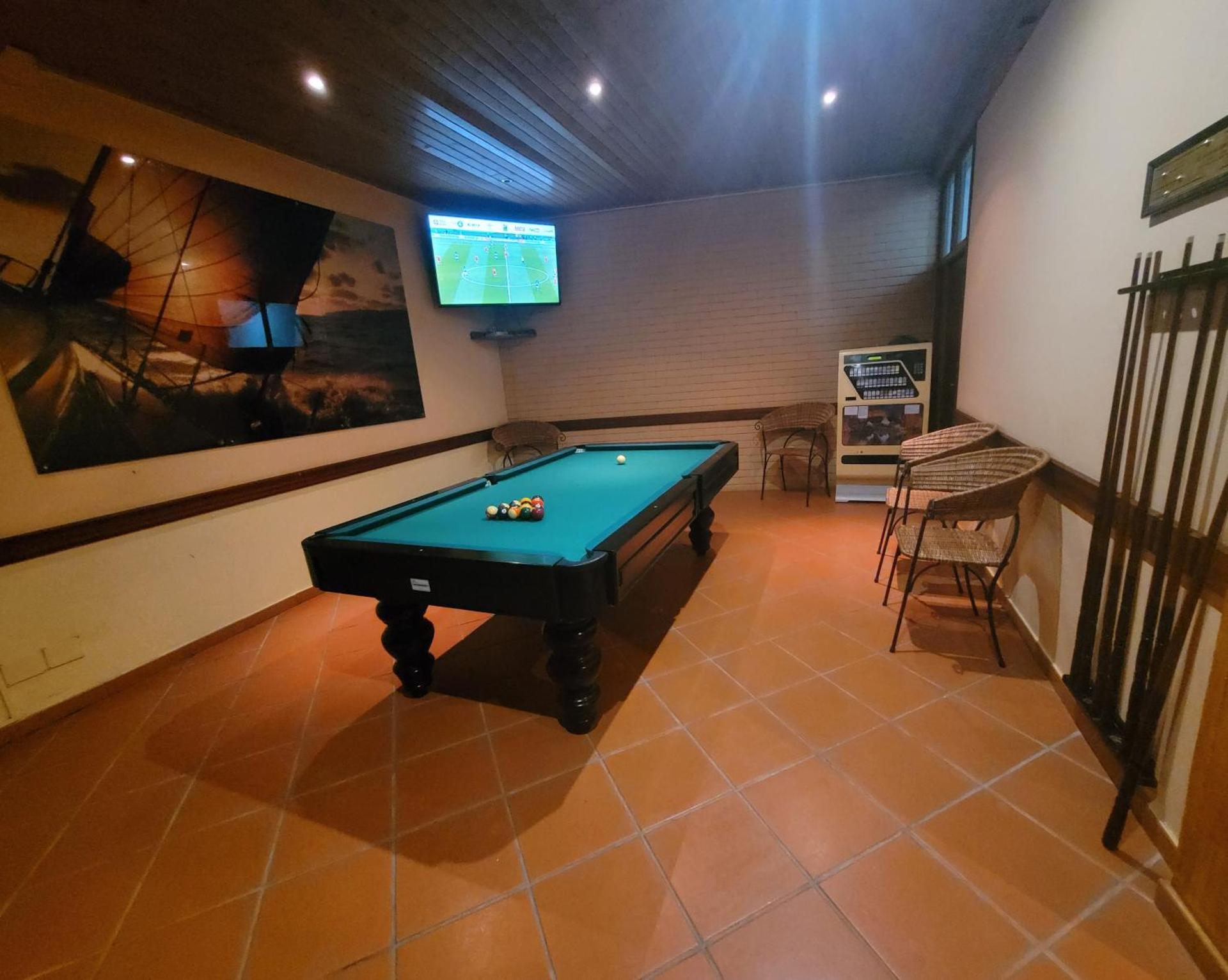 Communal lounge/ TV room