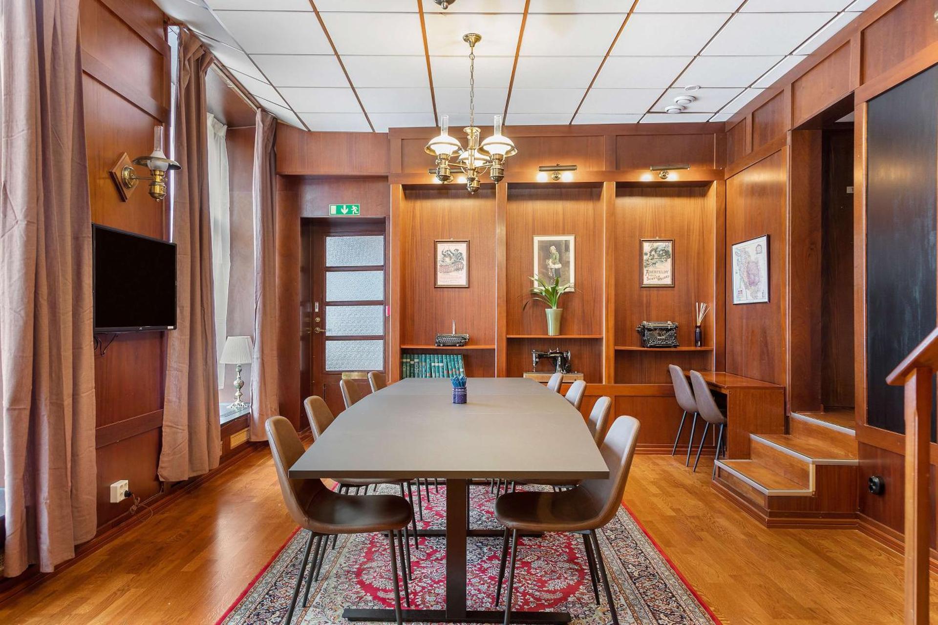 Meeting/conference room