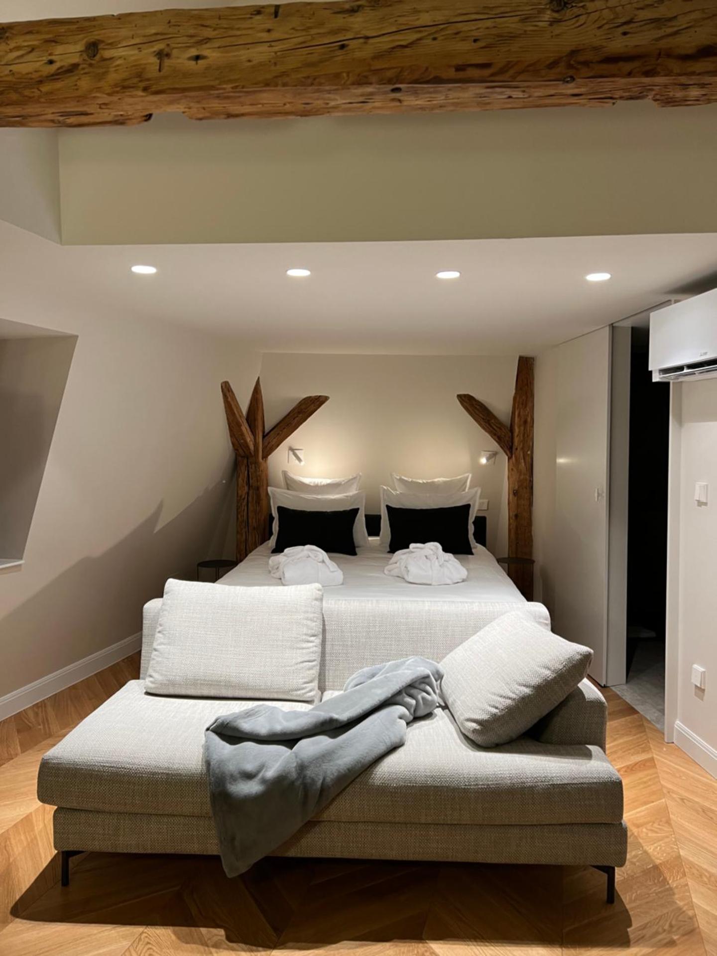 O verso du Château - STUDIO 22