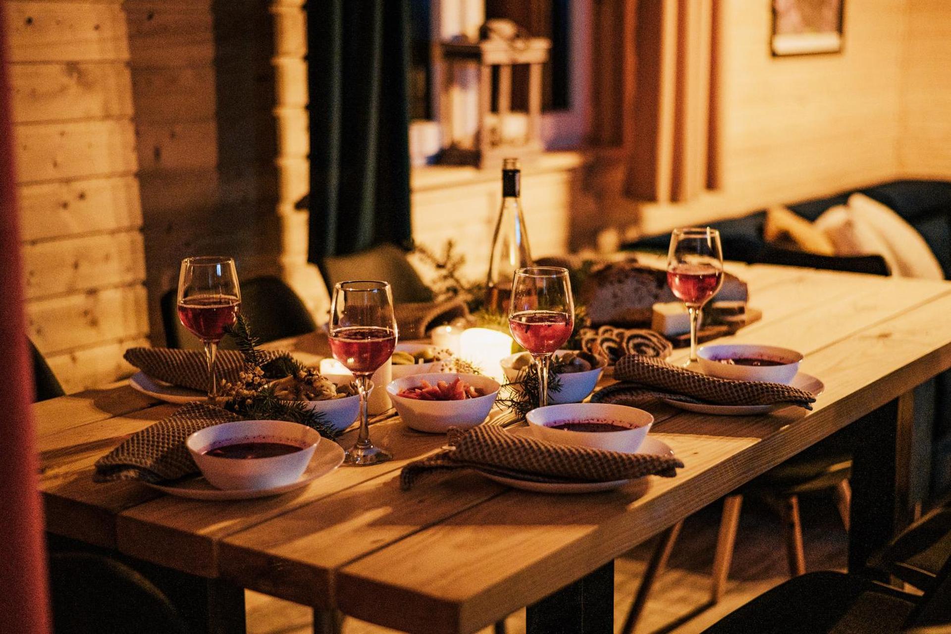 Świerkowisko cisza las plaża blisko