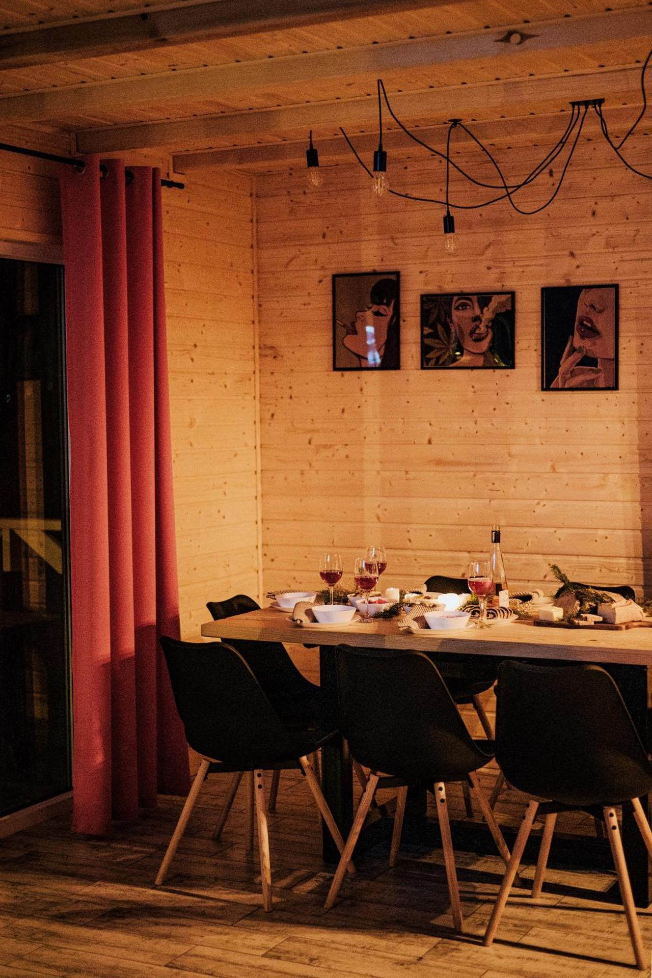 Świerkowisko cisza las plaża blisko