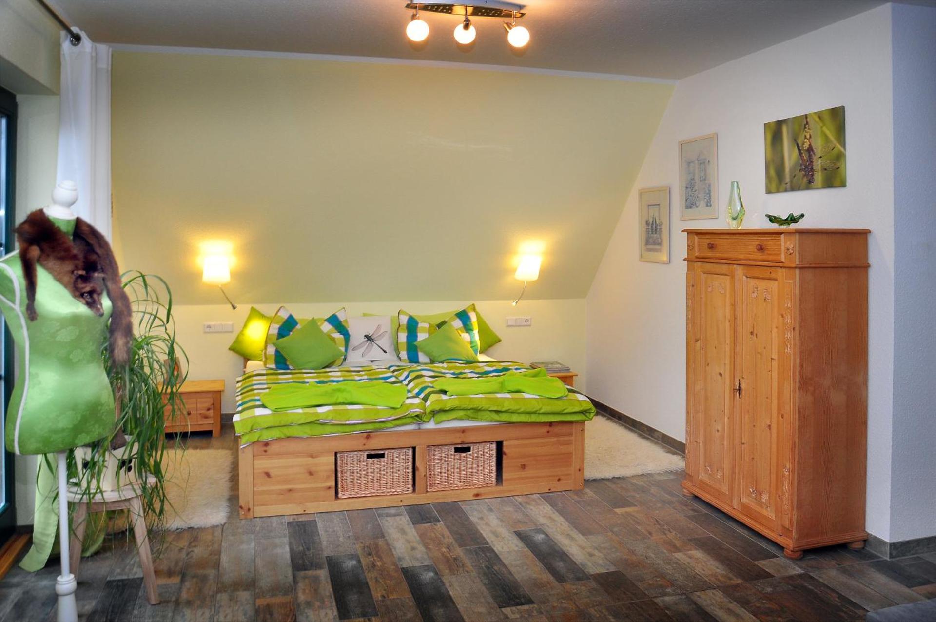 Photo of the whole room