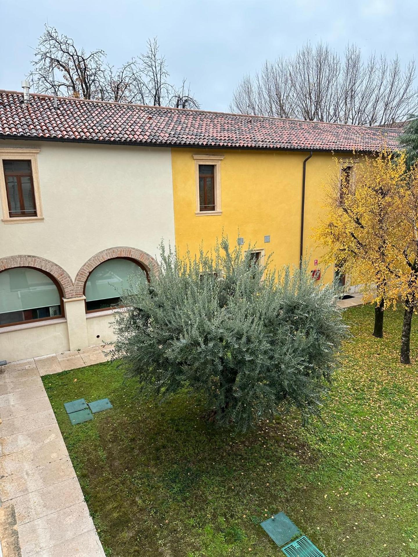 Inner courtyard view