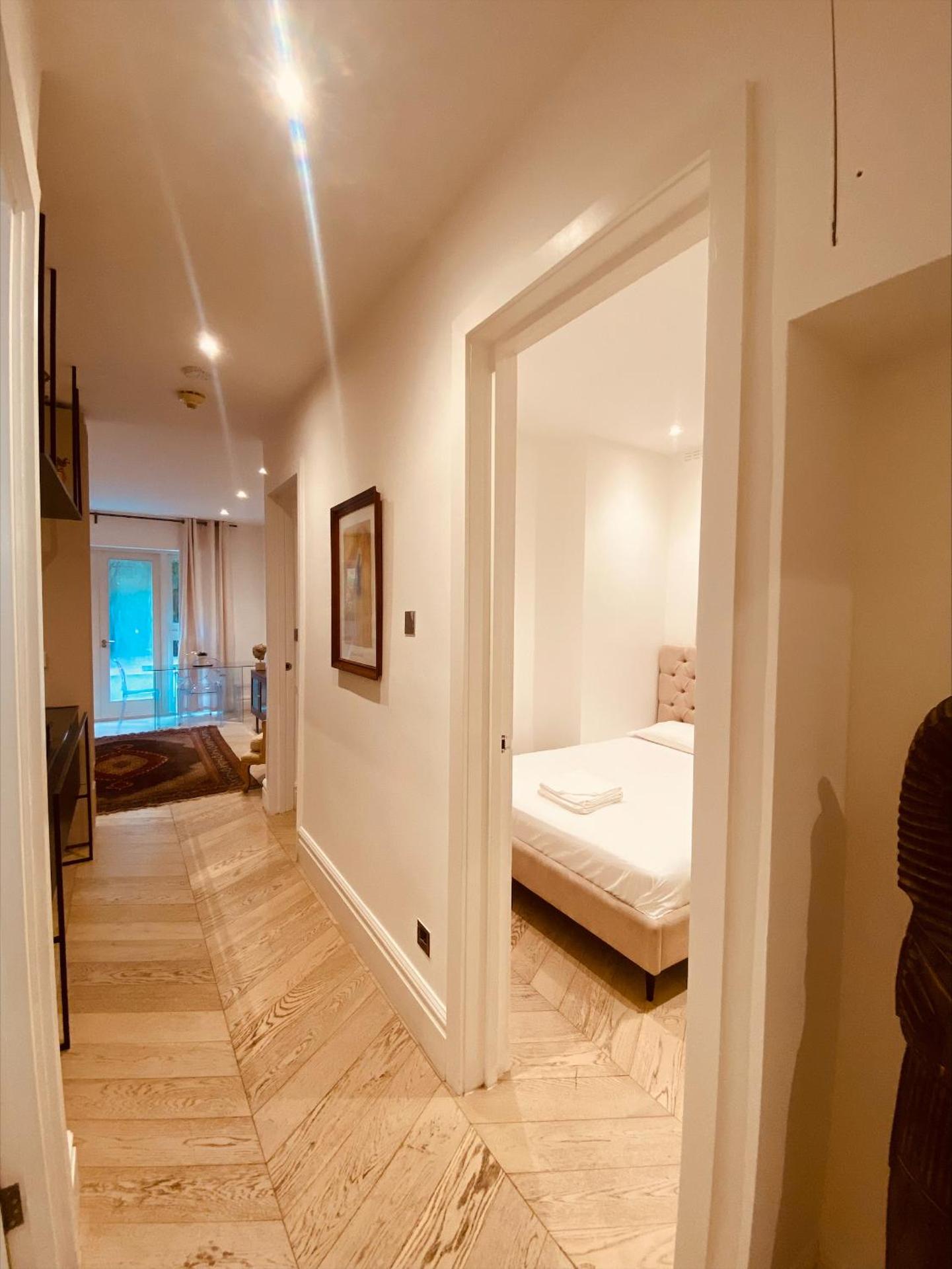 Kensington Garden Suite - 2 bedrooms