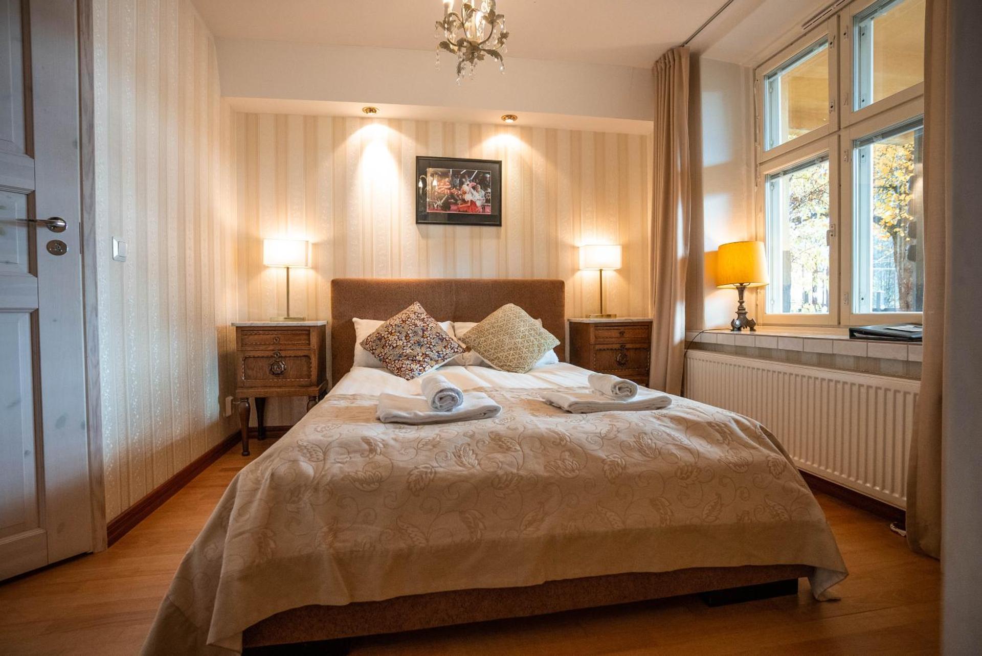 Small Double Room - Pets Allowed