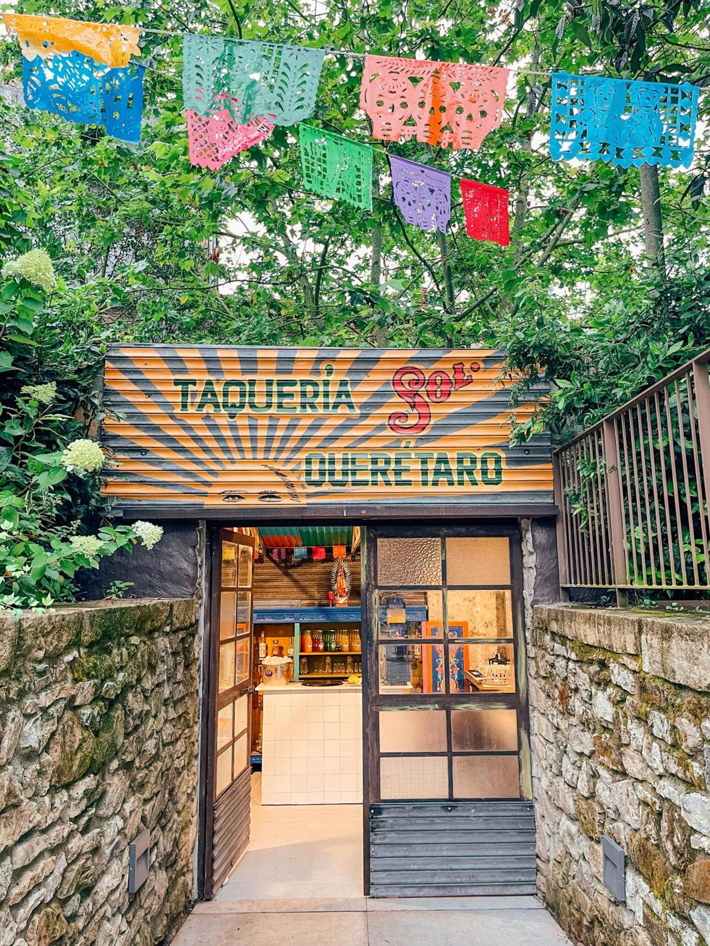 Restaurant/places to eat