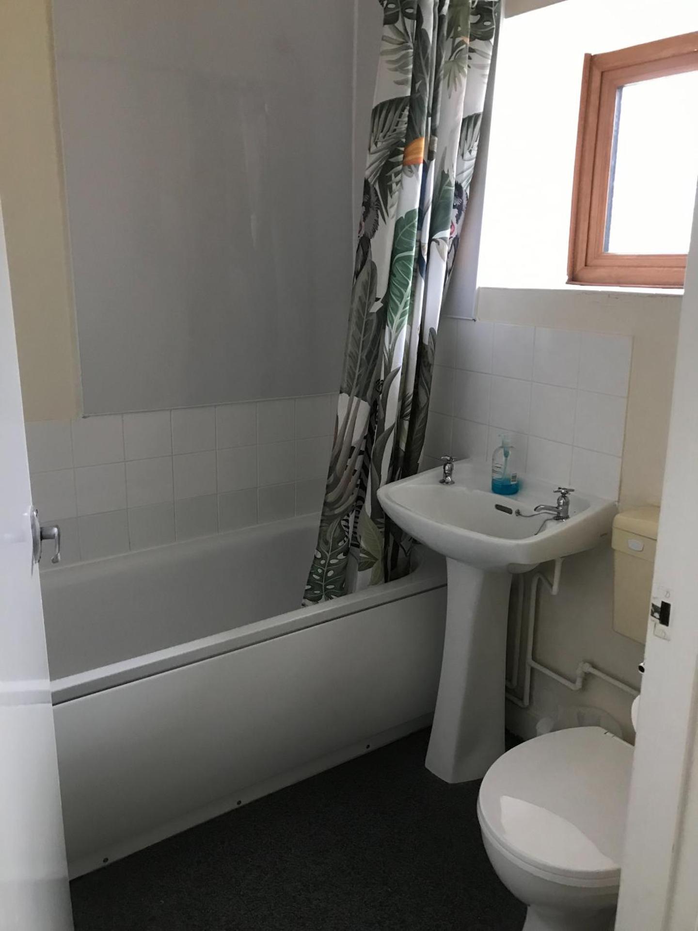 Court Farm Holiday Bungalows Ltd