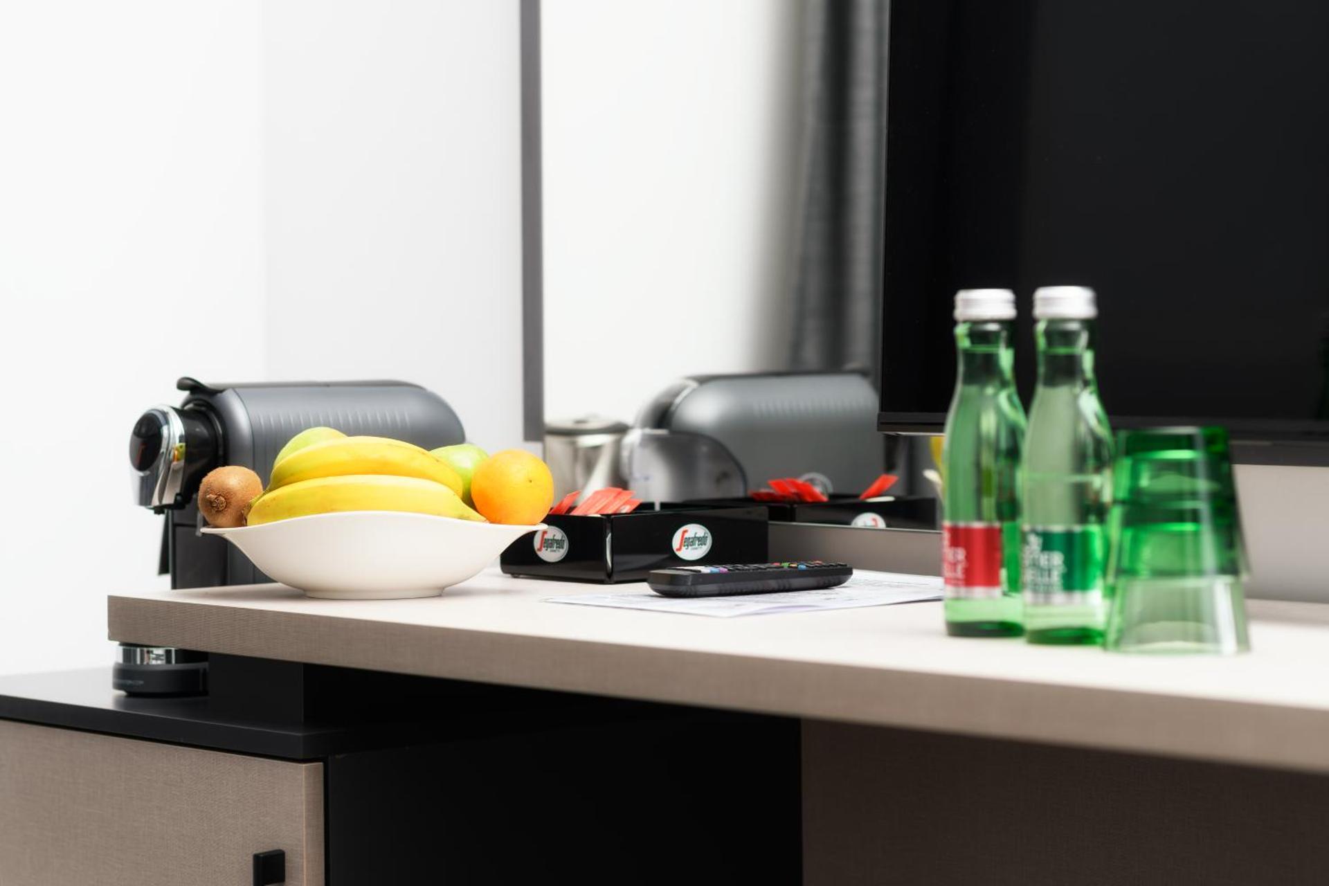 Coffee/tea facilities