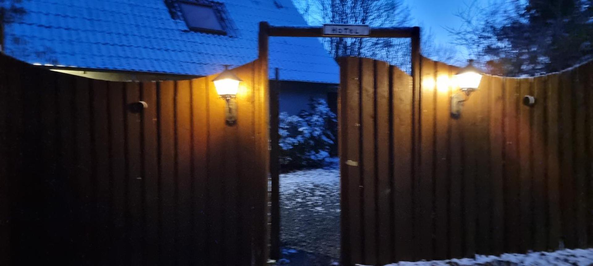 The parrot hotel, live in a rescue animal park