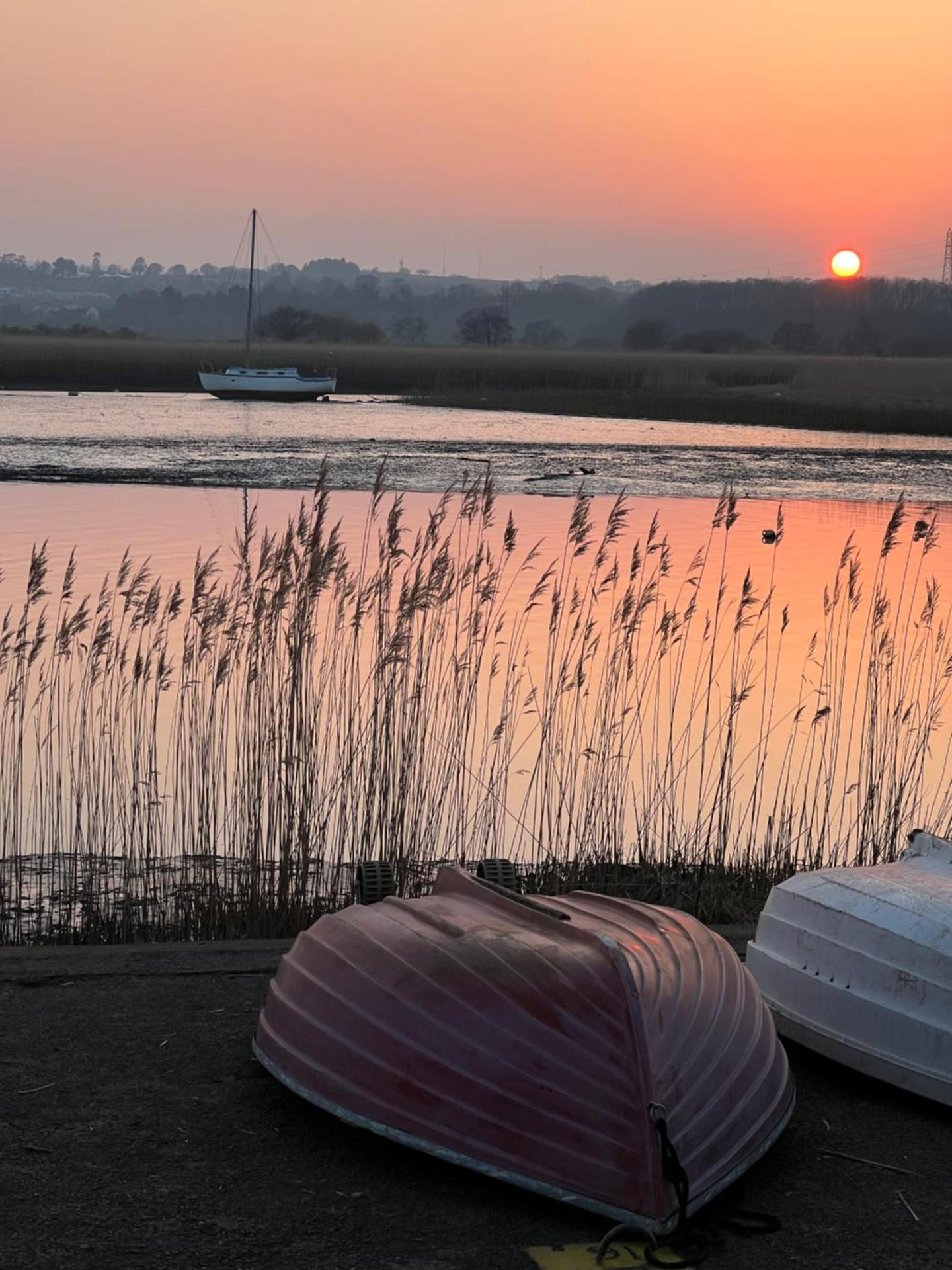 Church View a first floor apartment in the heart of historic Topsham