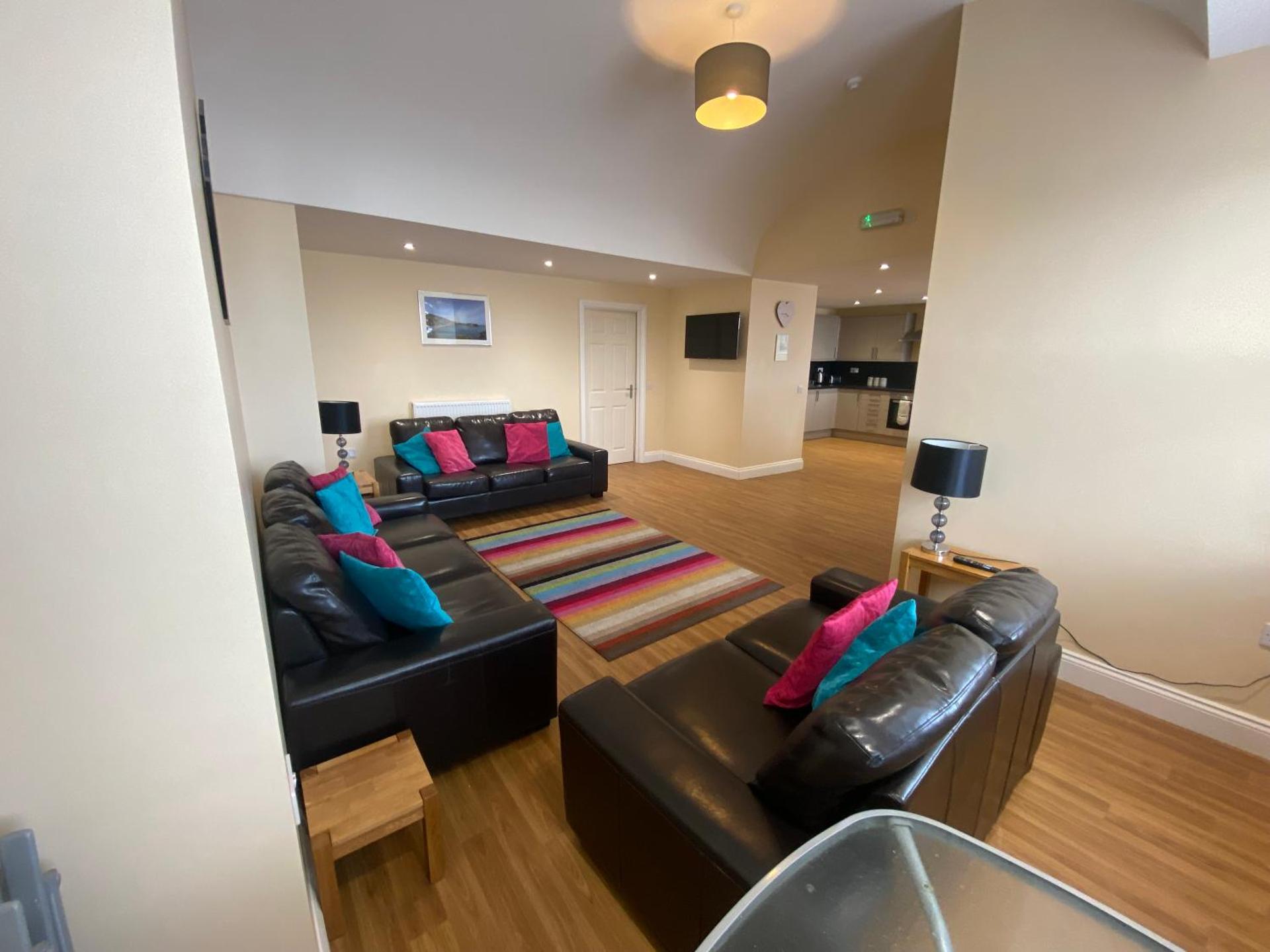 Communal lounge/ TV room