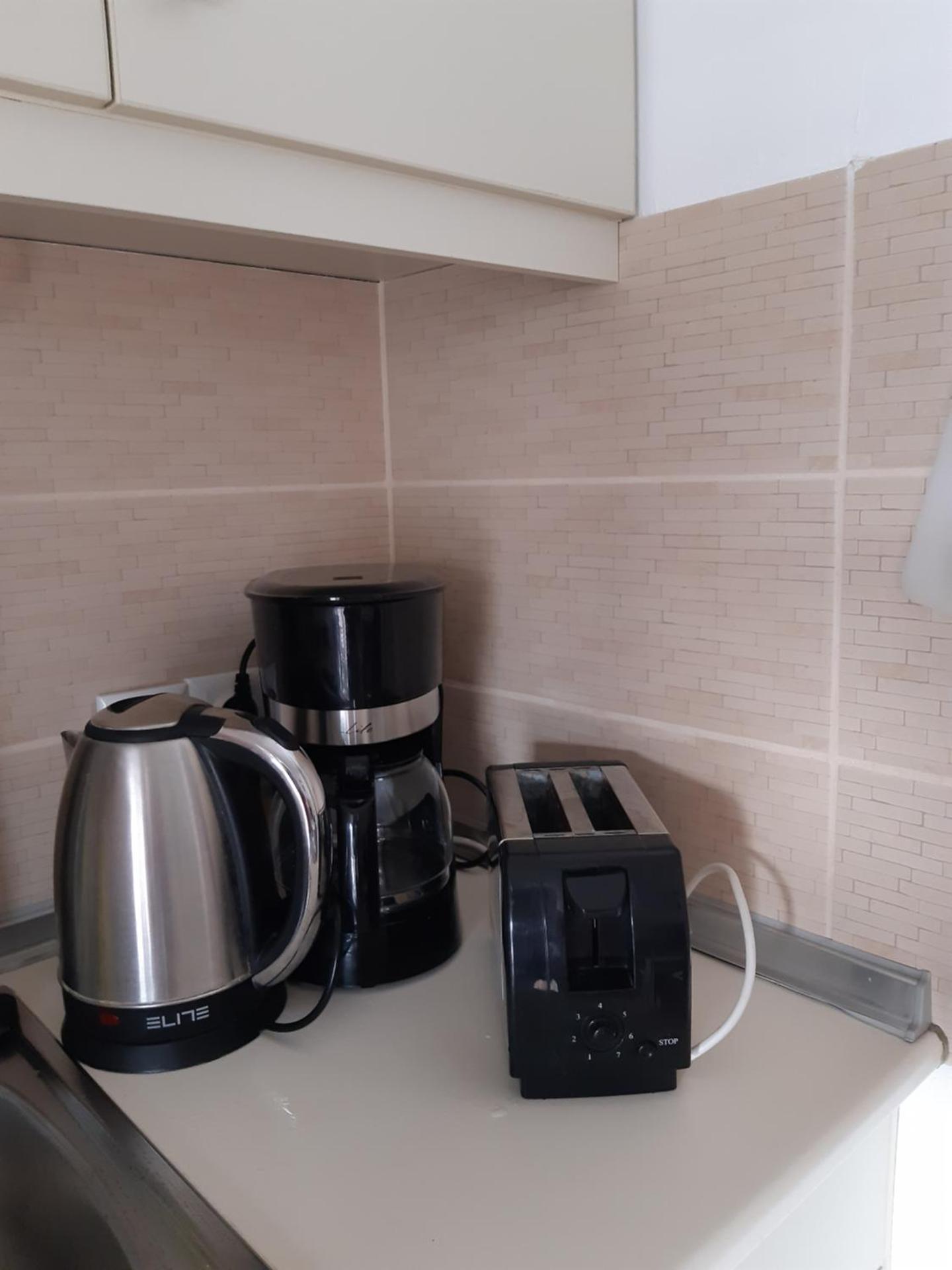 Coffee/tea facilities