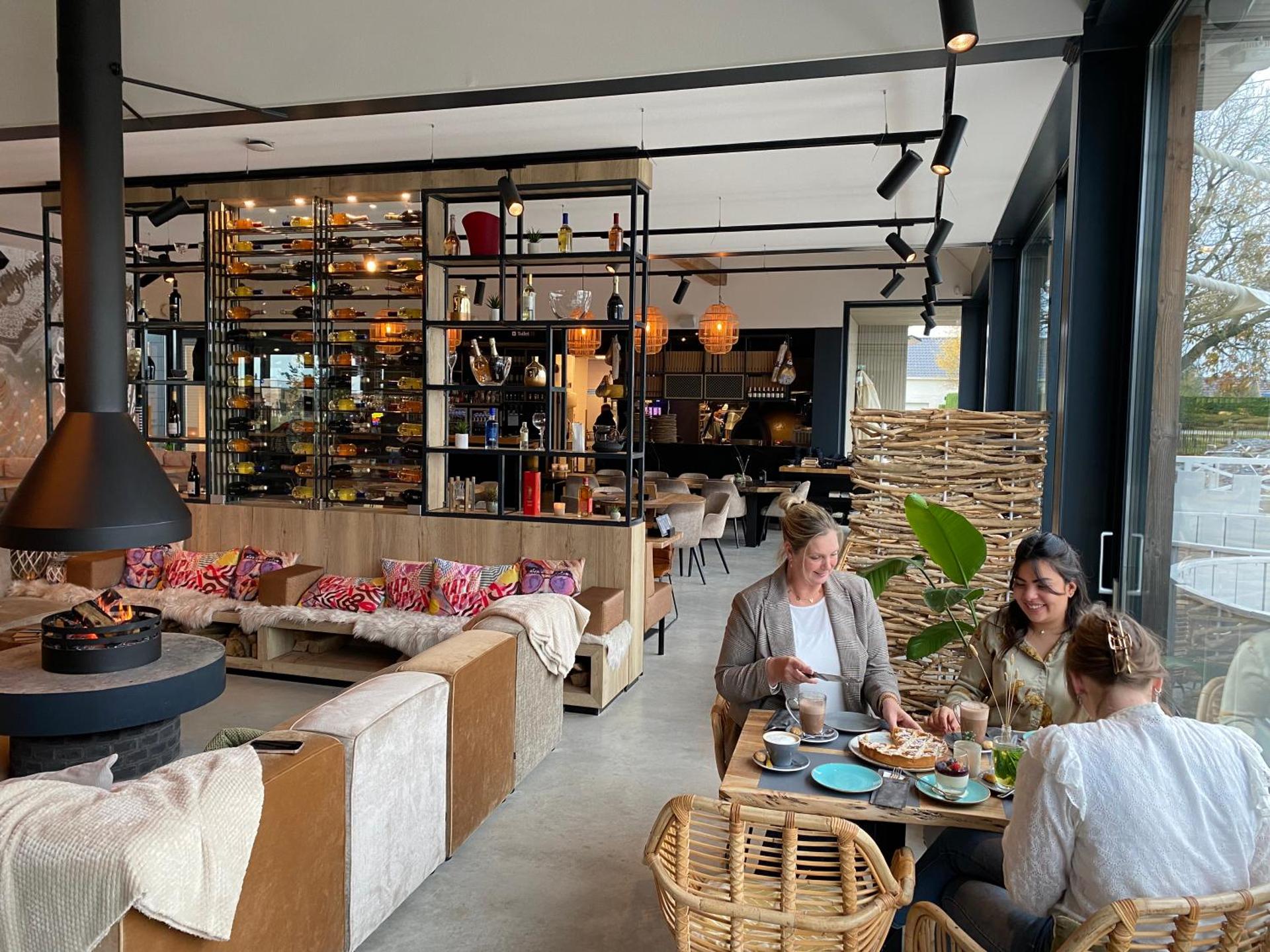 Zonneweelde, Vakantie aan Zee