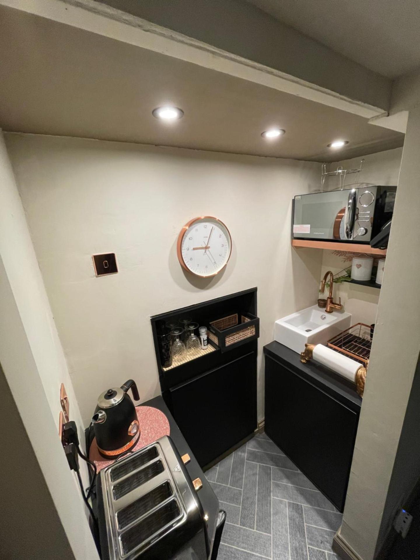 Honeysuckle Cottage & Whinfell Studio