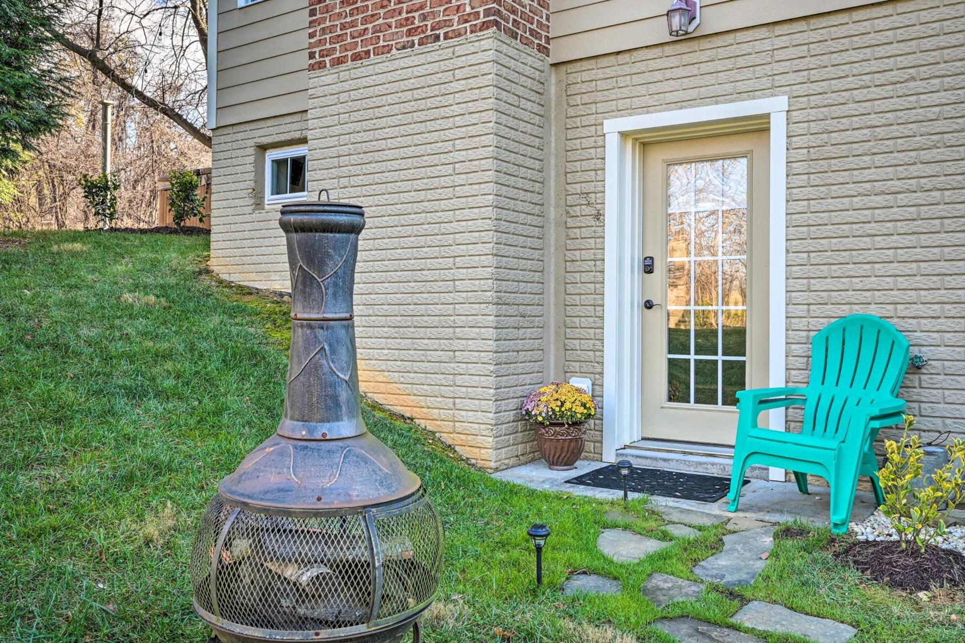 Boonsboro Studio with Wood-Burning Fire Pit!